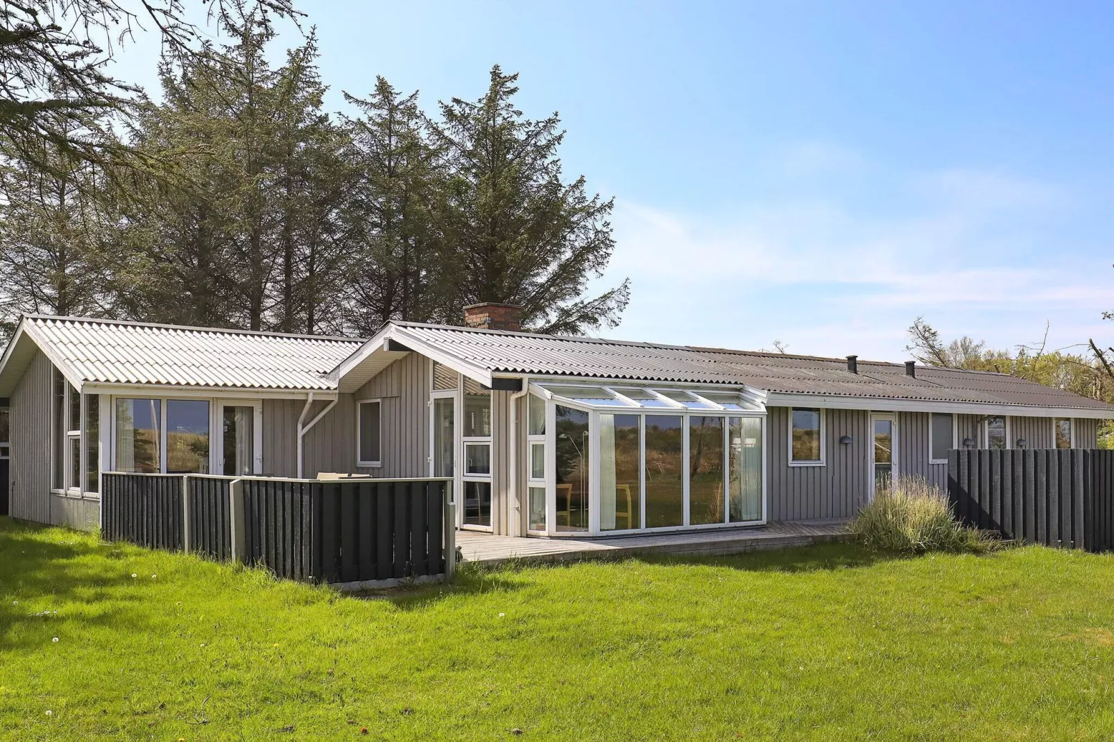 Abgeschiedenes Pool-Refugium -- By Traum Ferienwohnungen