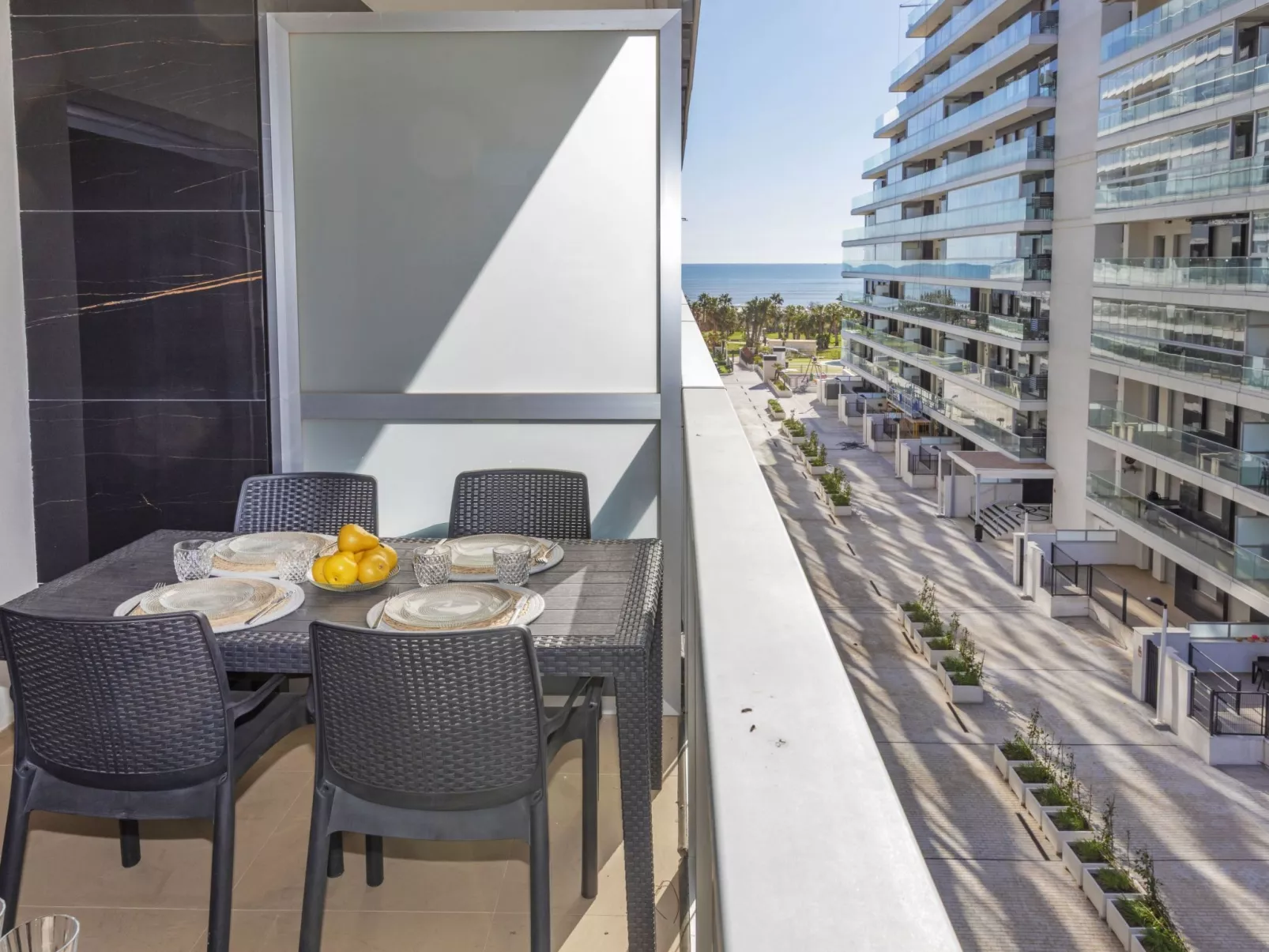 Ciudad Jardin I - Outside