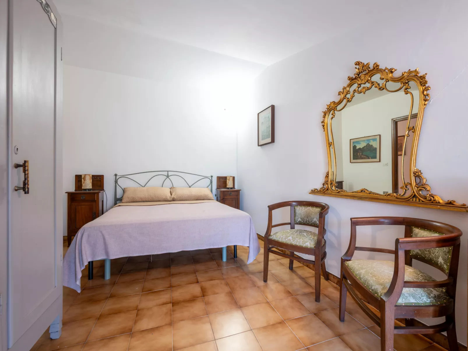 Barba Pipin - Inside