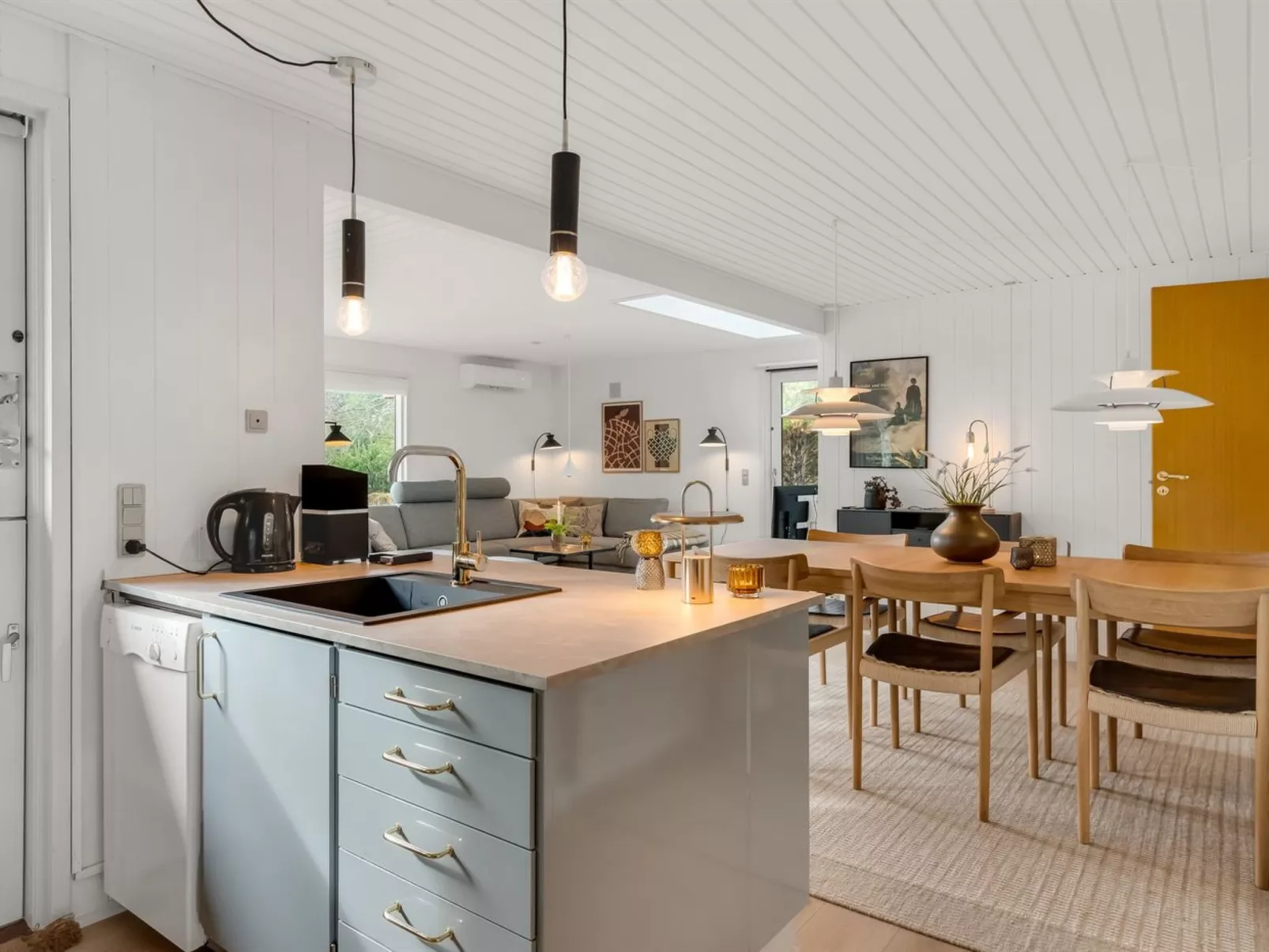 "Leonor" - 1.8km from the sea - Inside