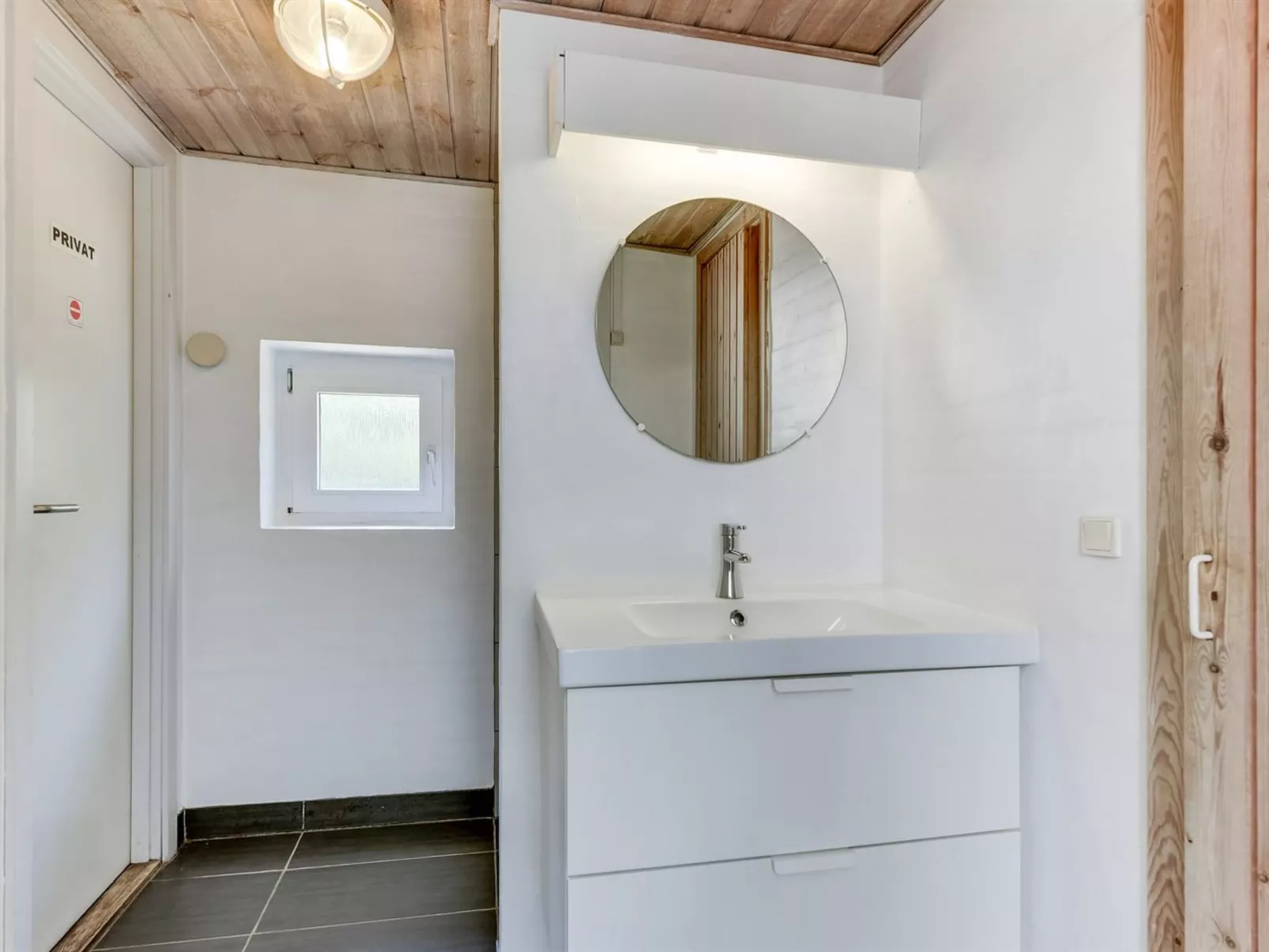 "Laetitita" -  from the sea - Inside