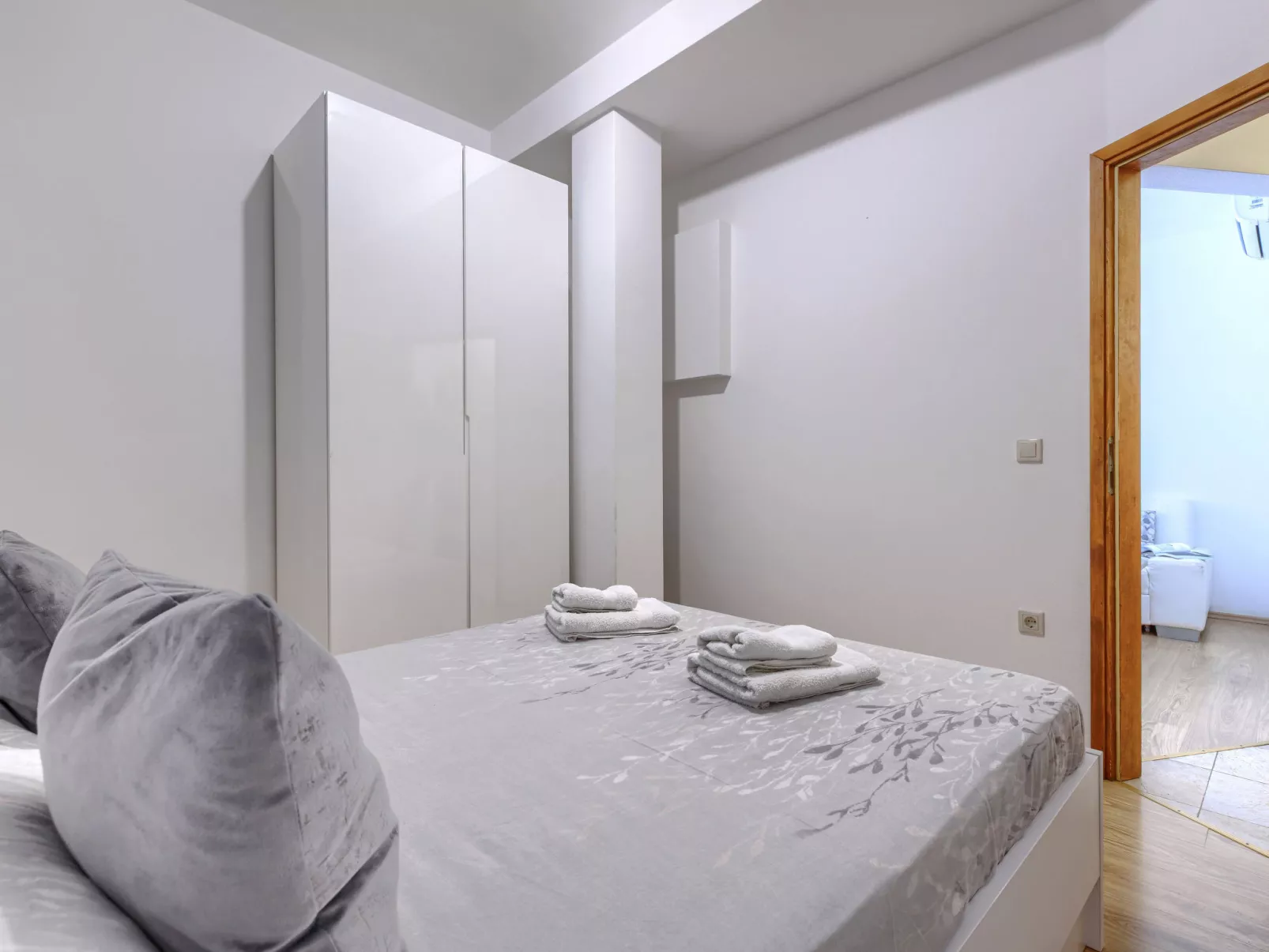 Milanković - Drinnen