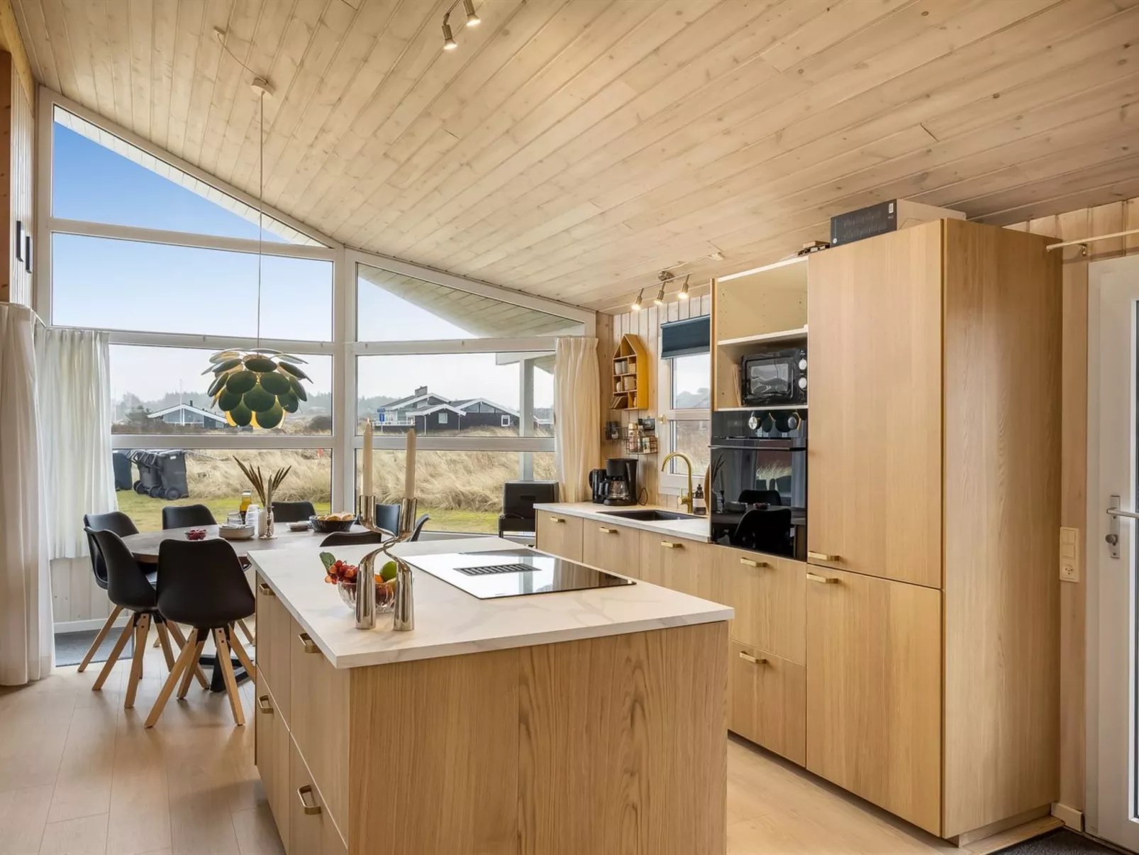 "Zafirka" - 364m from the sea - Inside