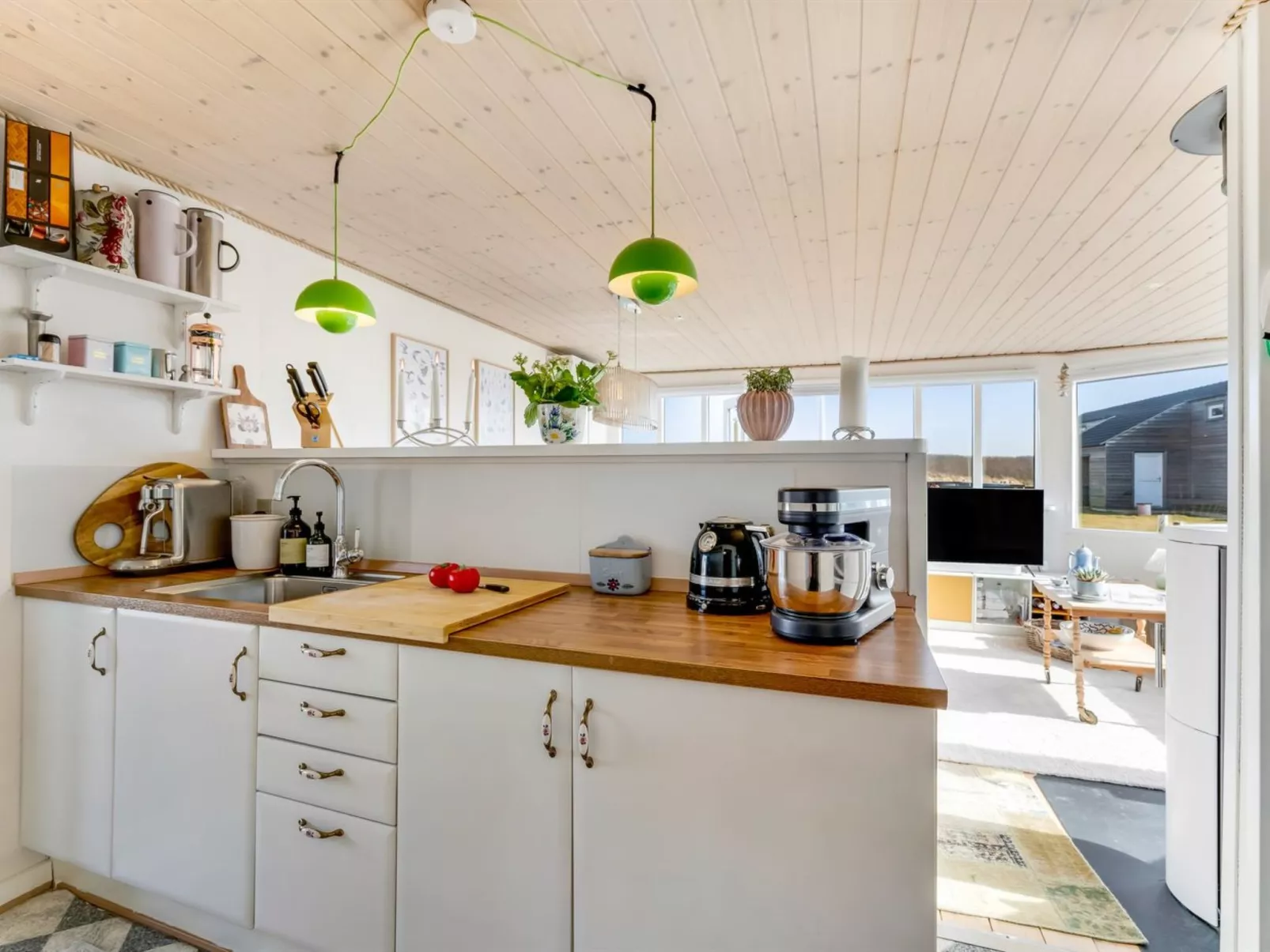 "Jorie" - 100m from the sea - Inside