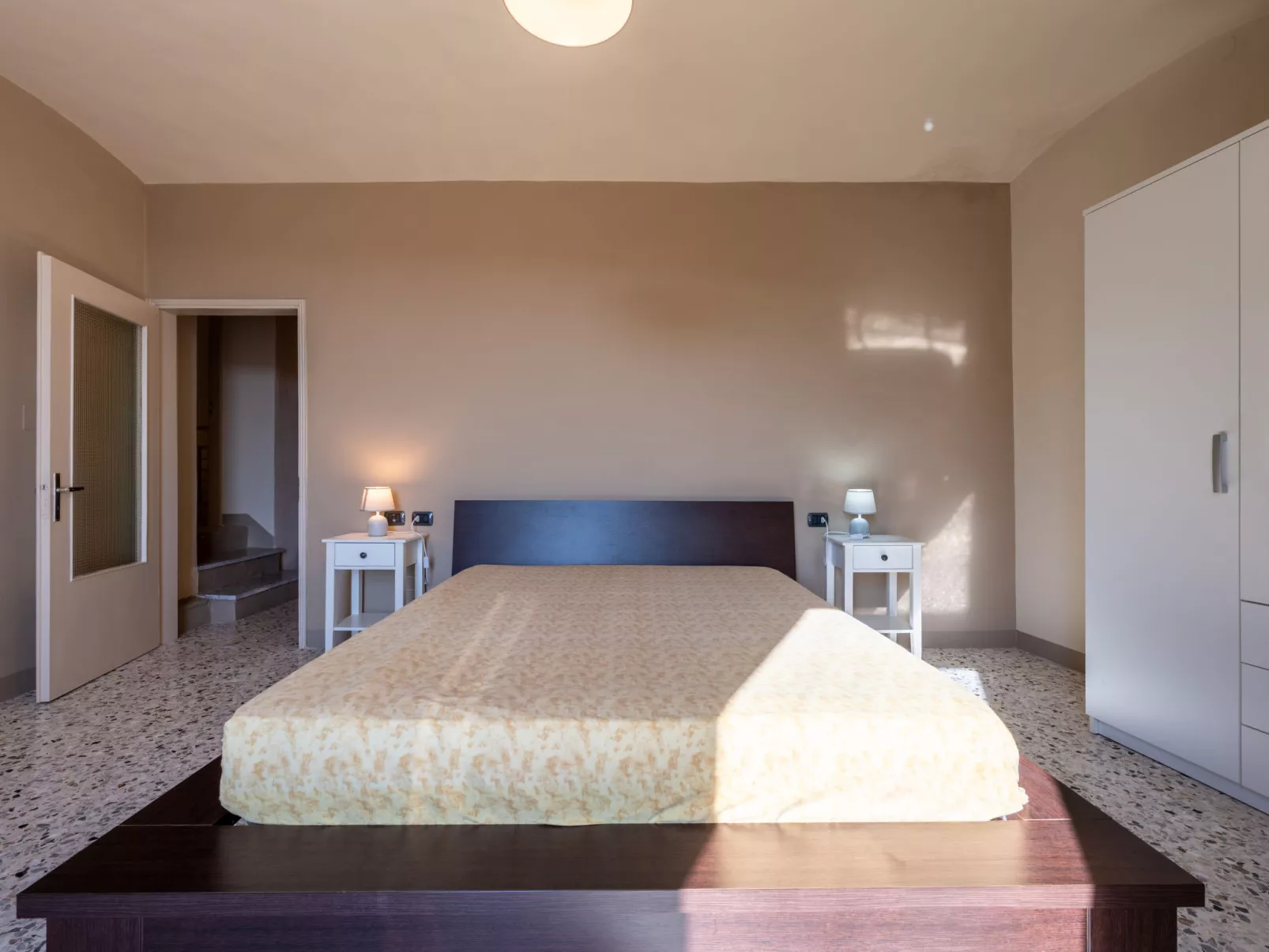 Nonna Maria del Pio - Inside