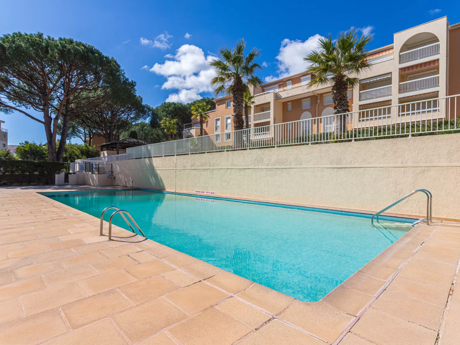 Santa Barbara - Draußen