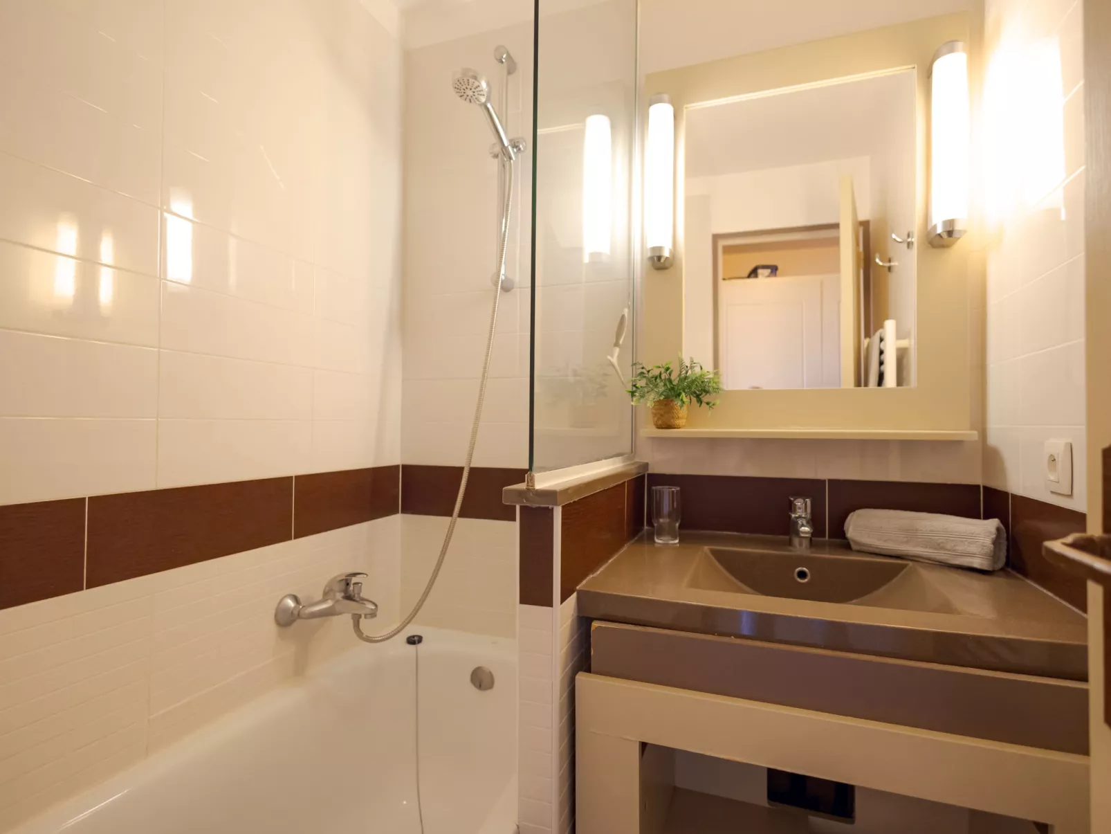 Village Cap Estérel - L'Esquinade - Drinnen