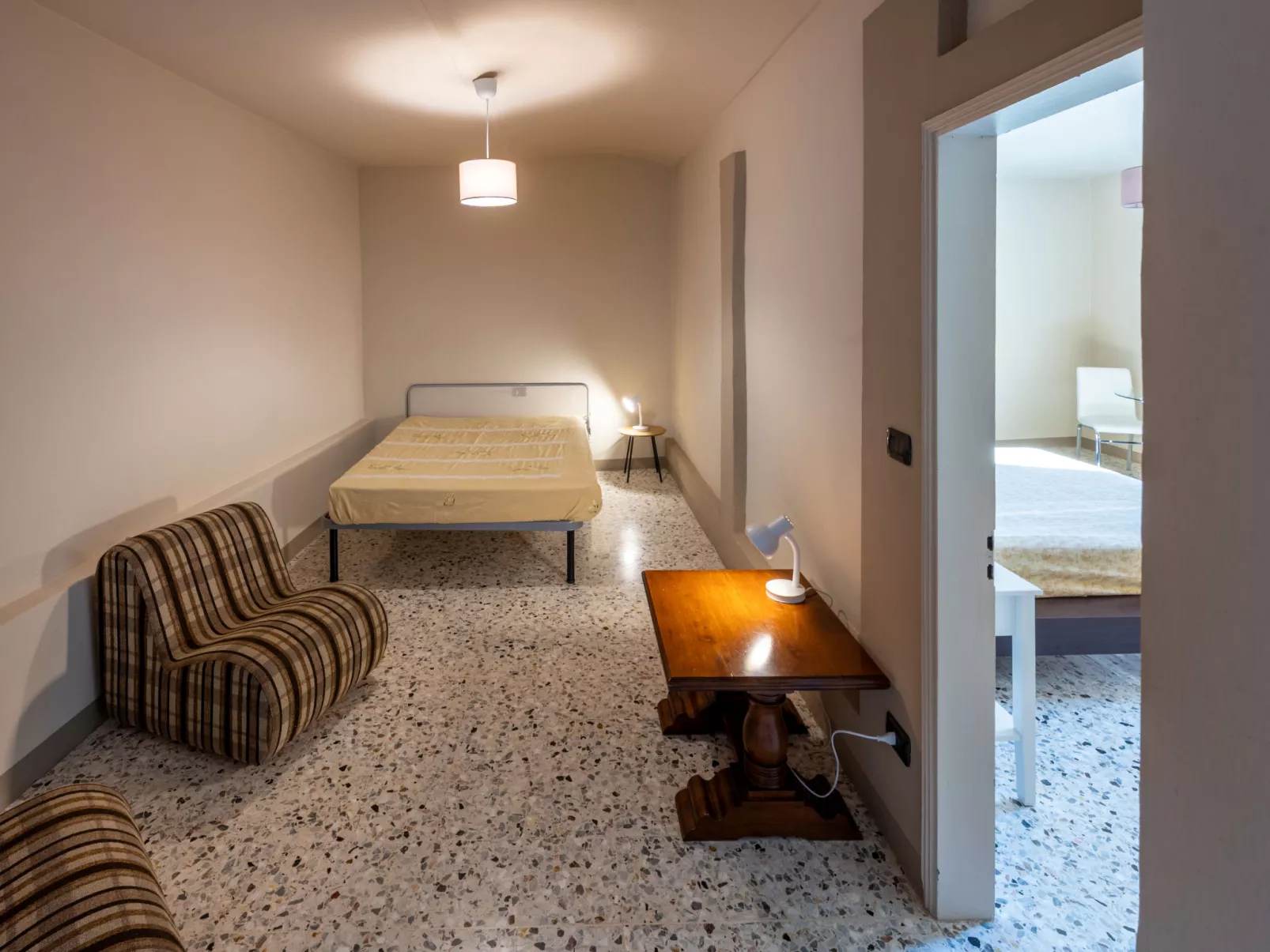 Nonna Maria del Pio - Inside