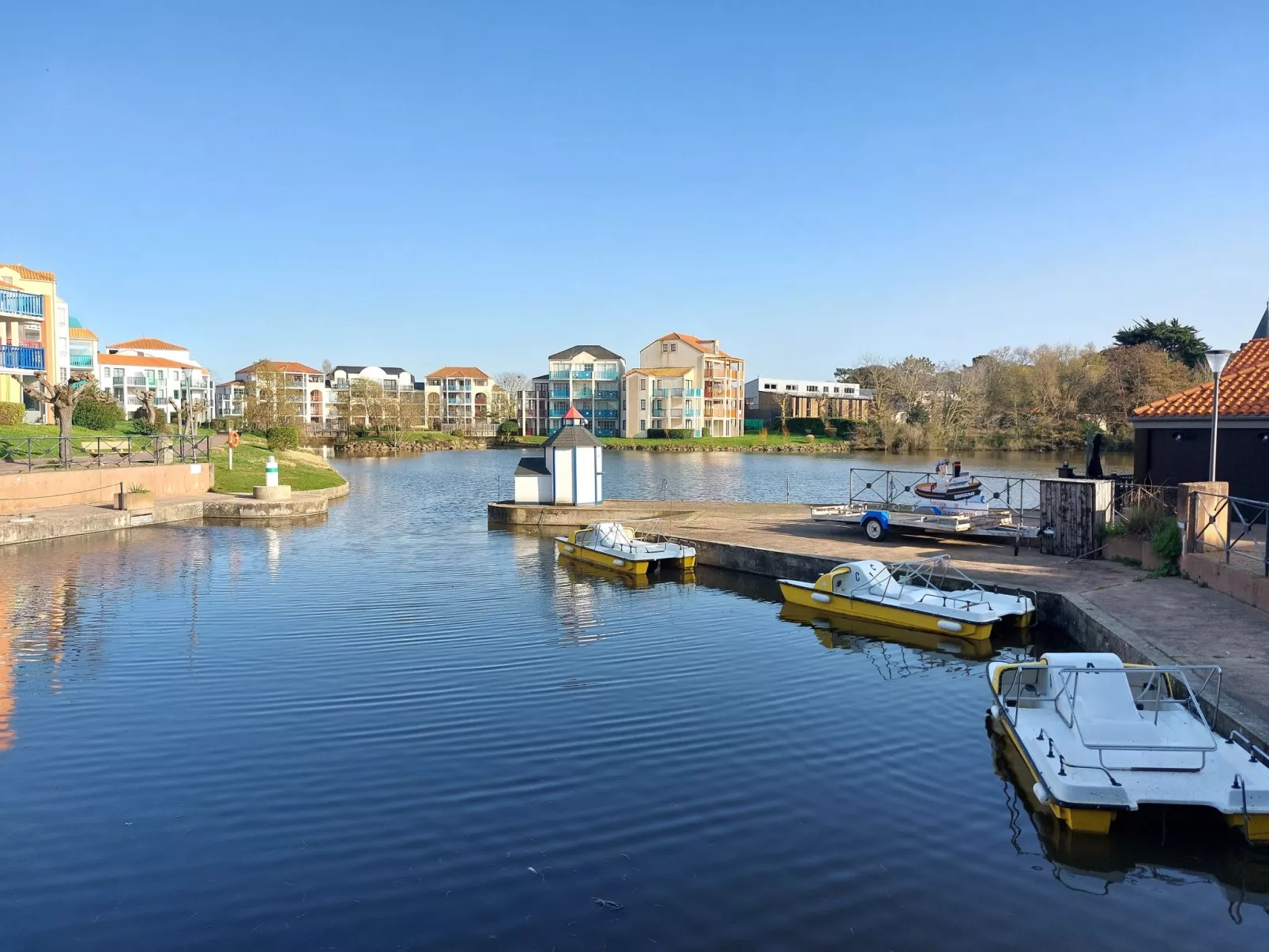 Le Saint Hilaire - Draußen