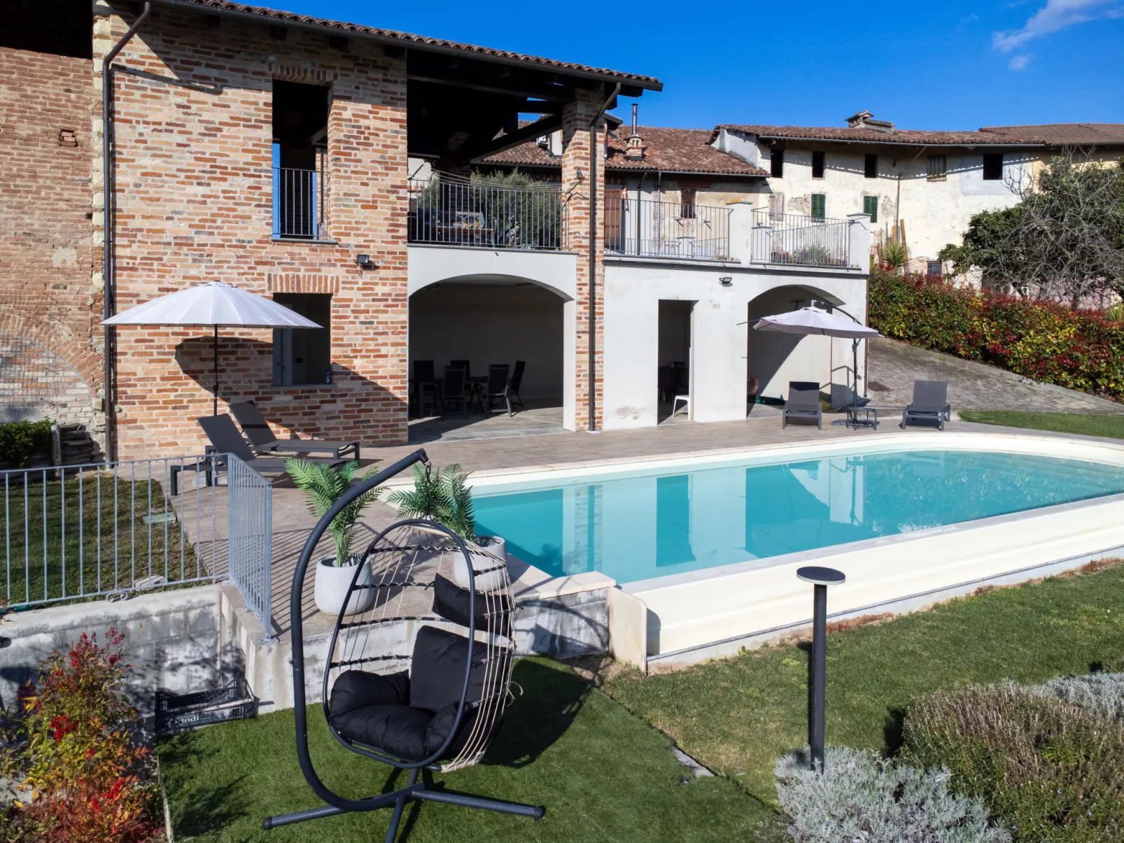 Nonna Maria del Pio - Outside