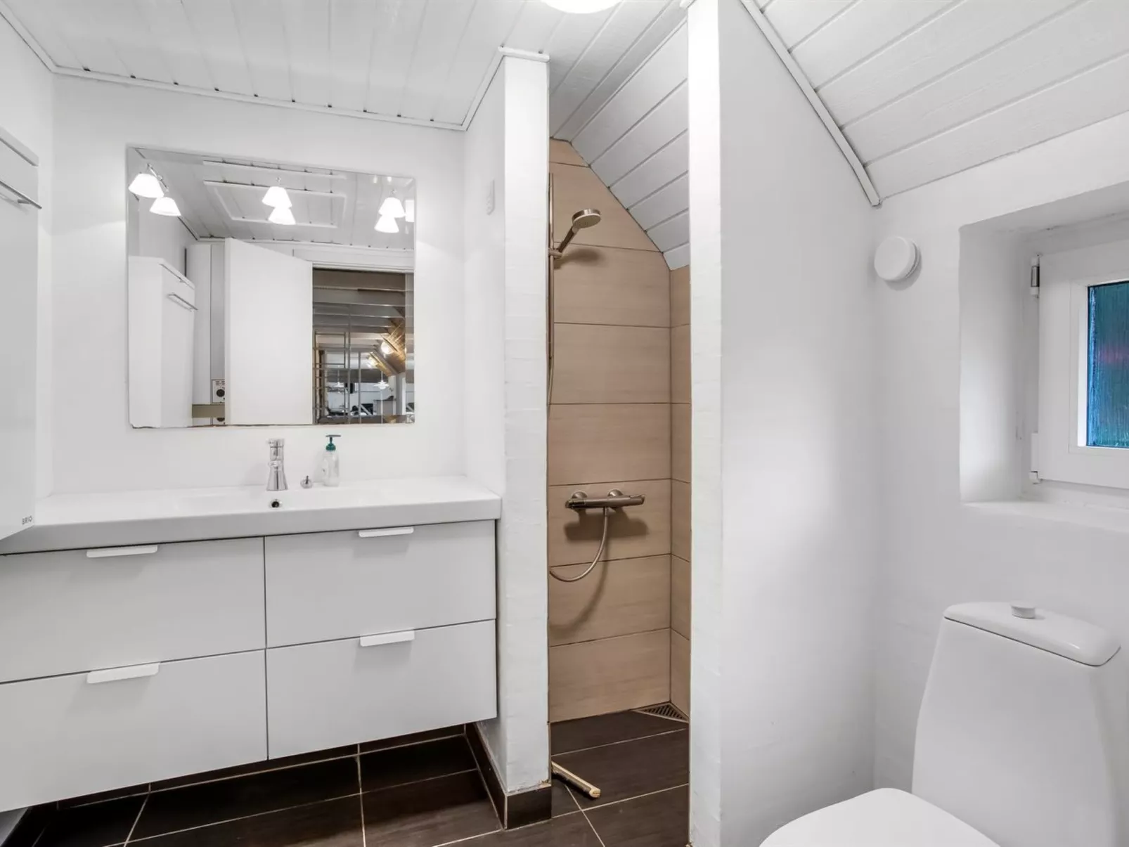 "Laetitita" -  from the sea - Inside