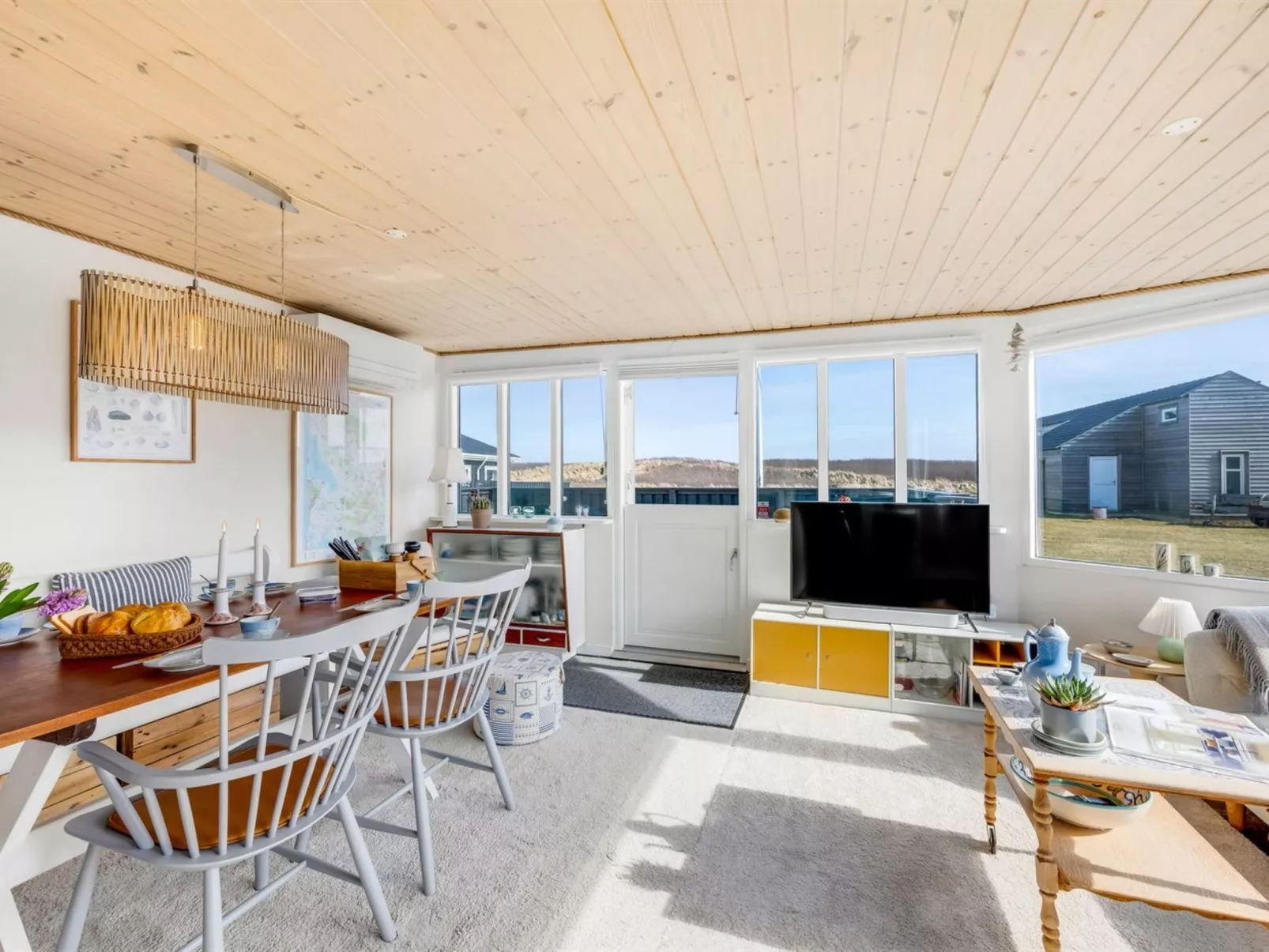 "Jorie" - 100m from the sea - Inside