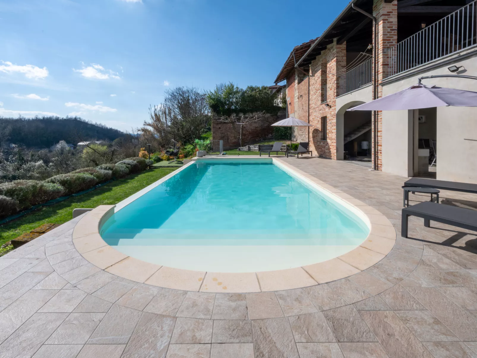 Nonna Maria del Pio - Outside