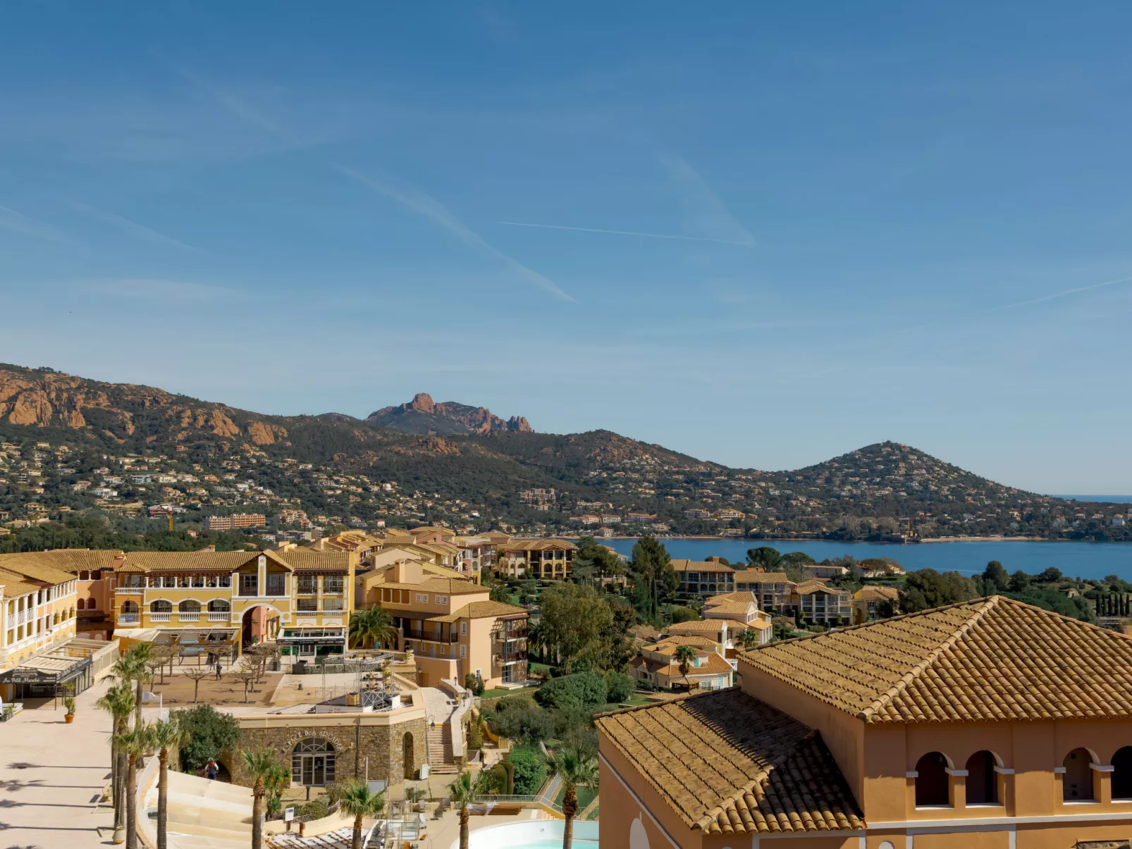 Village Cap Estérel - L'Esquinade - Draußen