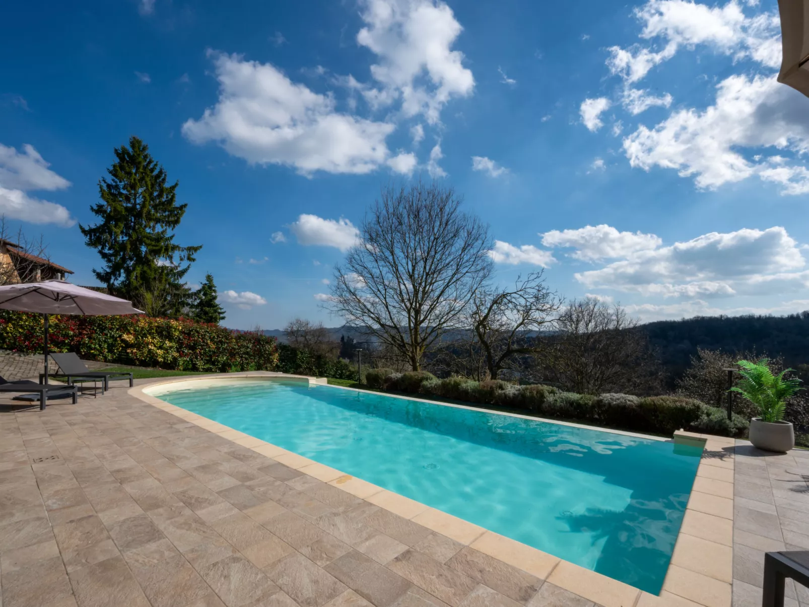 Nonna Maria del Pio - Outside