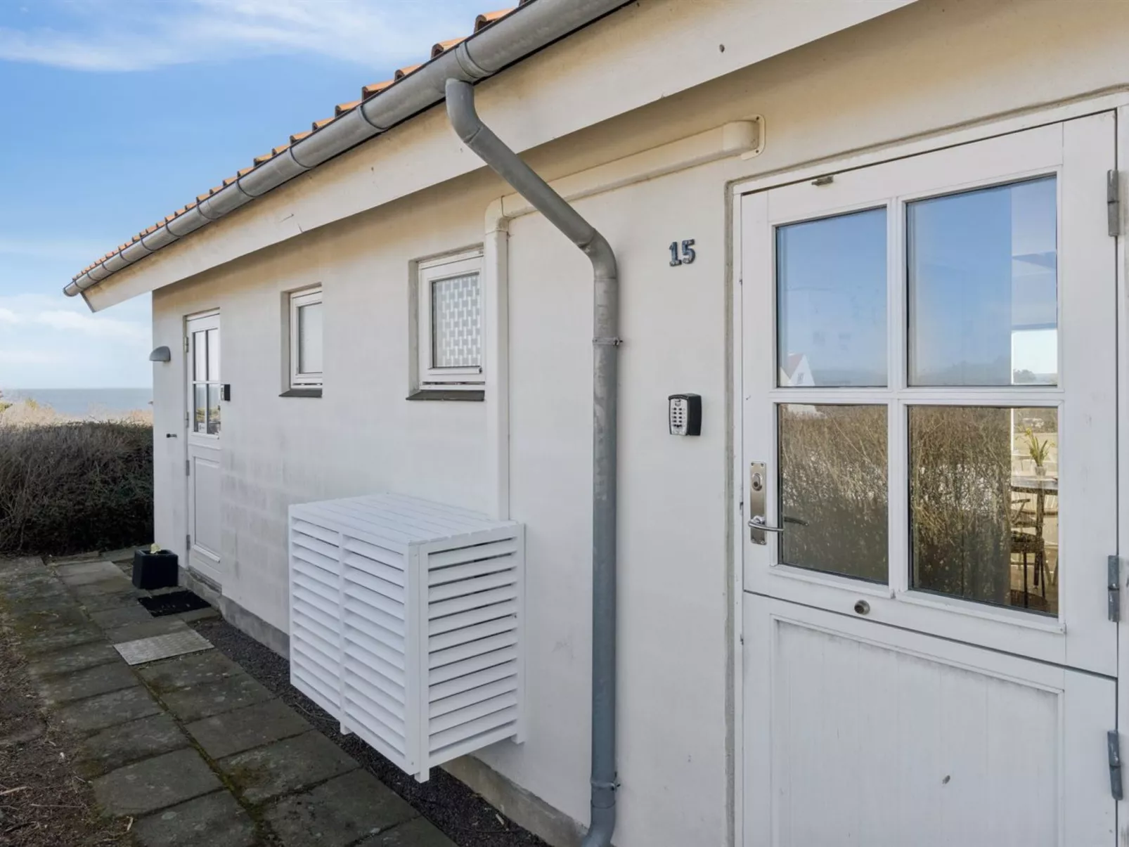 "Roger" - 400m from the sea