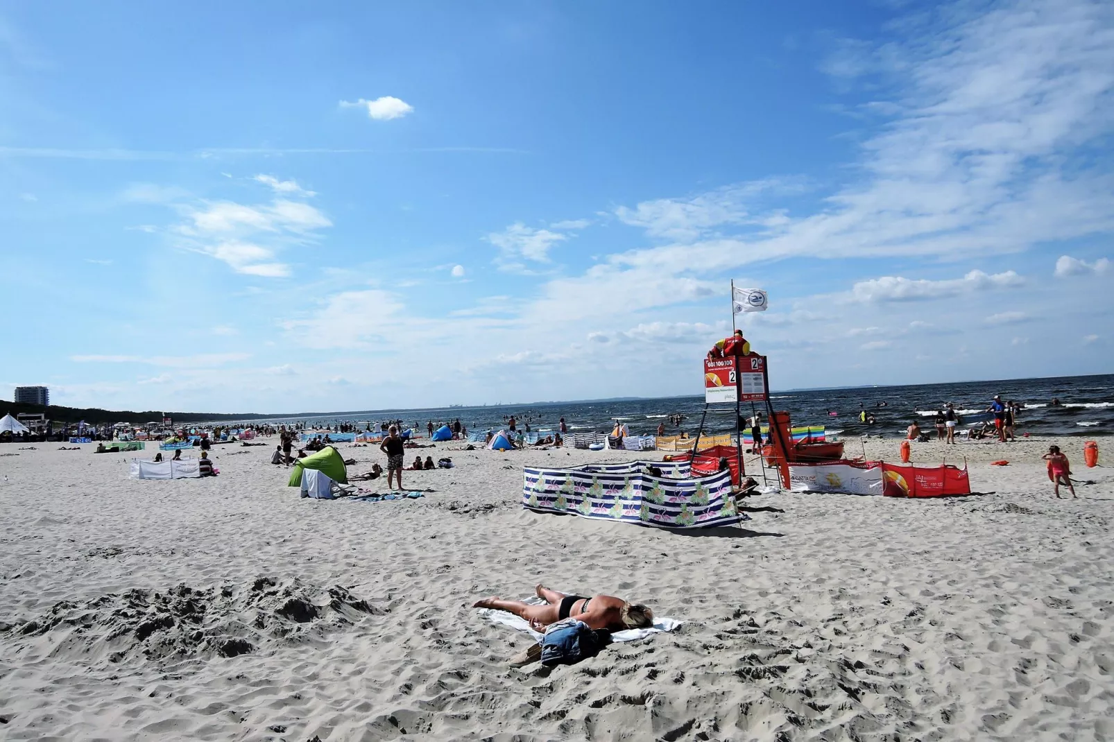 Baltic Sunrise - domki 7 osobowe-Gebiete Sommer 1 km