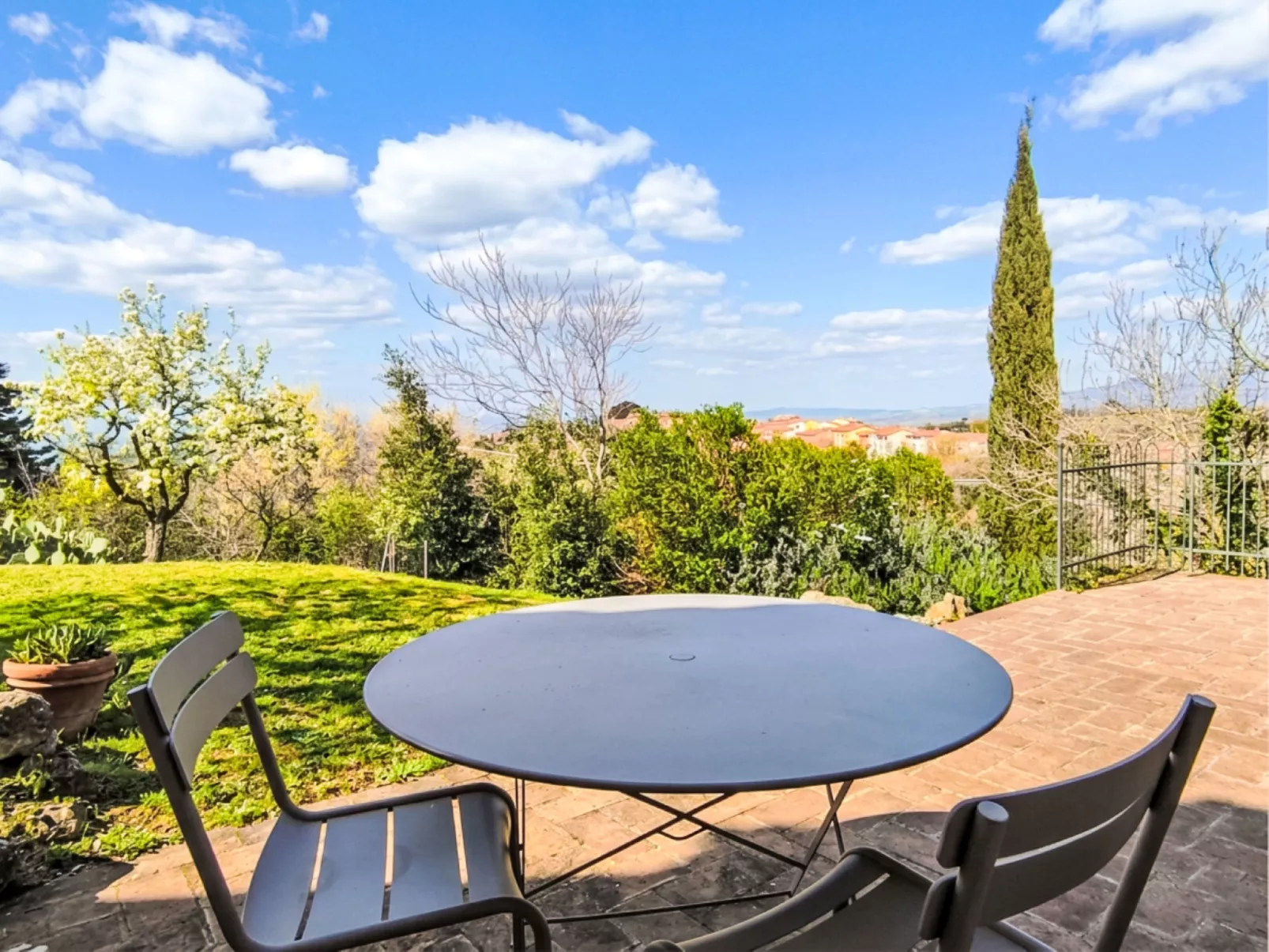 Il Palazzo - Draußen