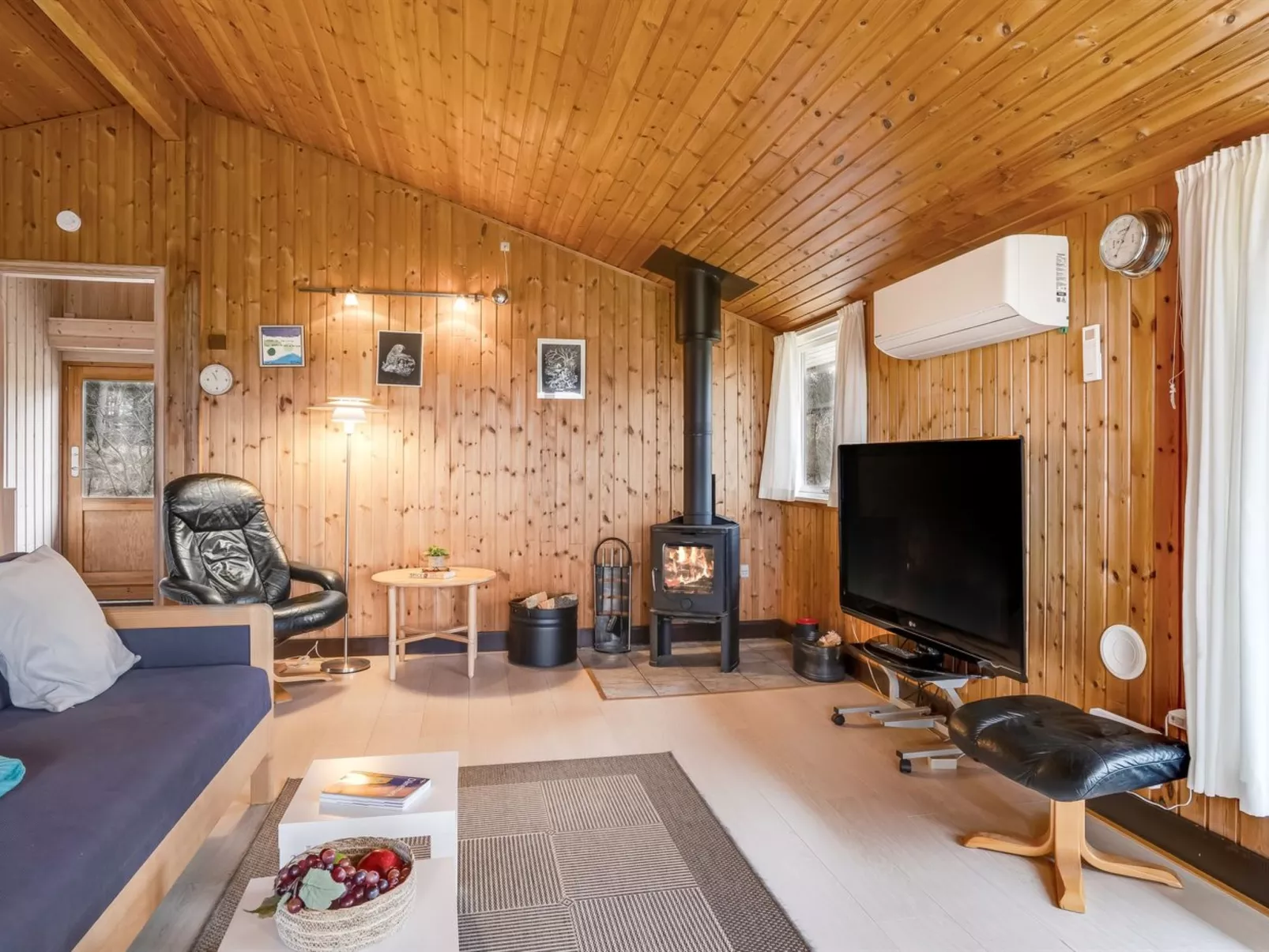 "Eveline" - 800m from the sea - Inside