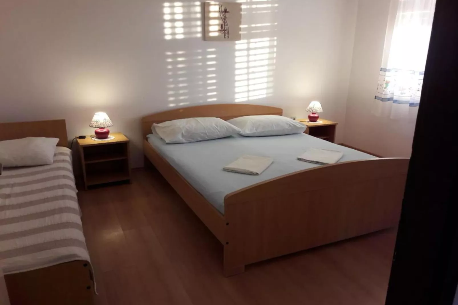 Charming Apartments Dokoza Drage - Two Bedroom Apartment with Terrace - Schlafzimmer