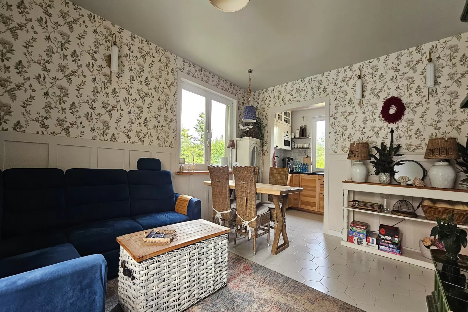 Dom wakacyjny z basenem w Kielnie - Salon