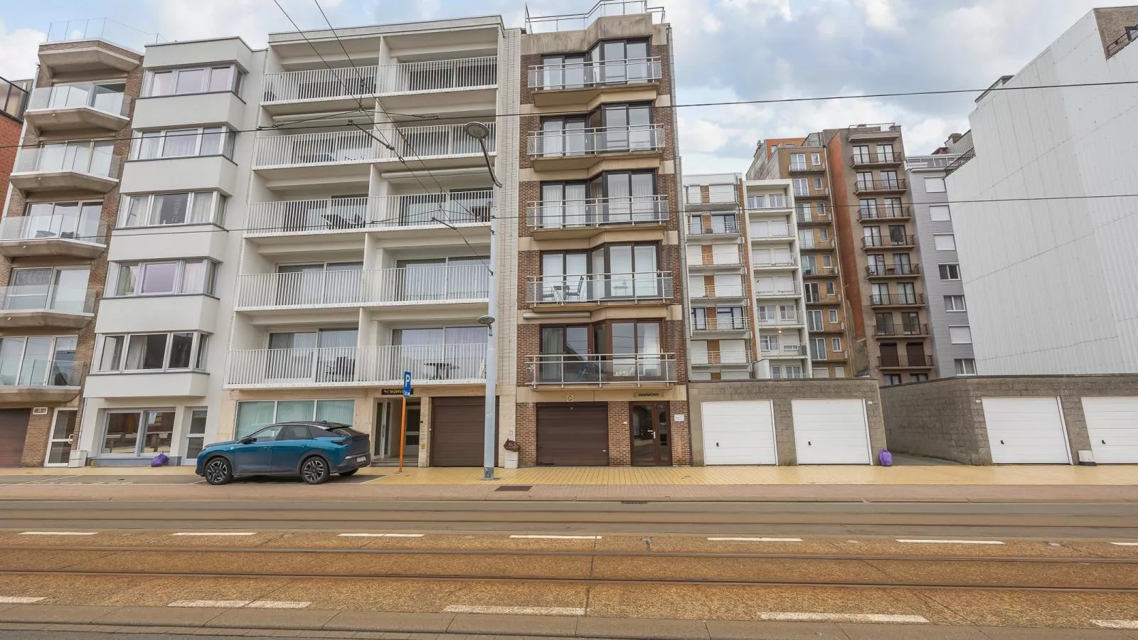 Harmony - 0301 - Extérieur