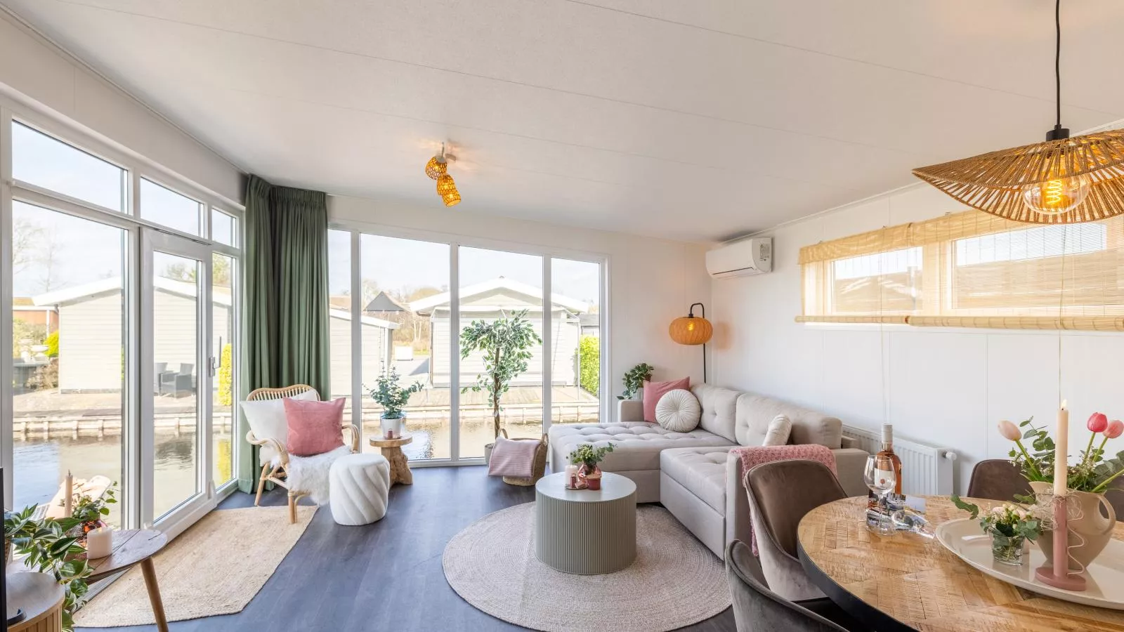 Joy of Giethoorn - Wohnzimmer