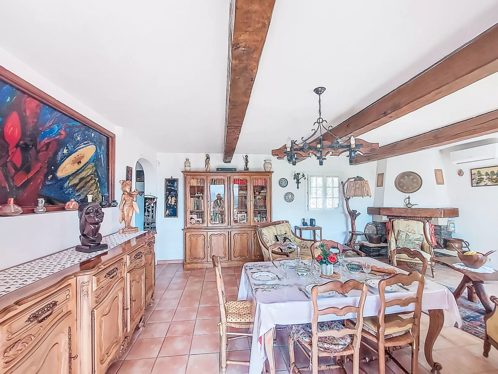 L´Argentière - Inside