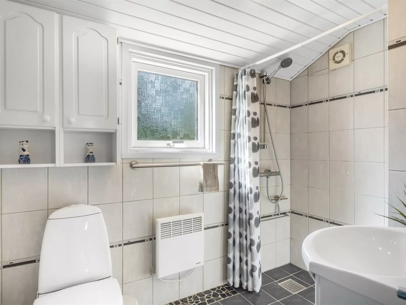 "Saila" - 1.2km from the sea - Drinnen