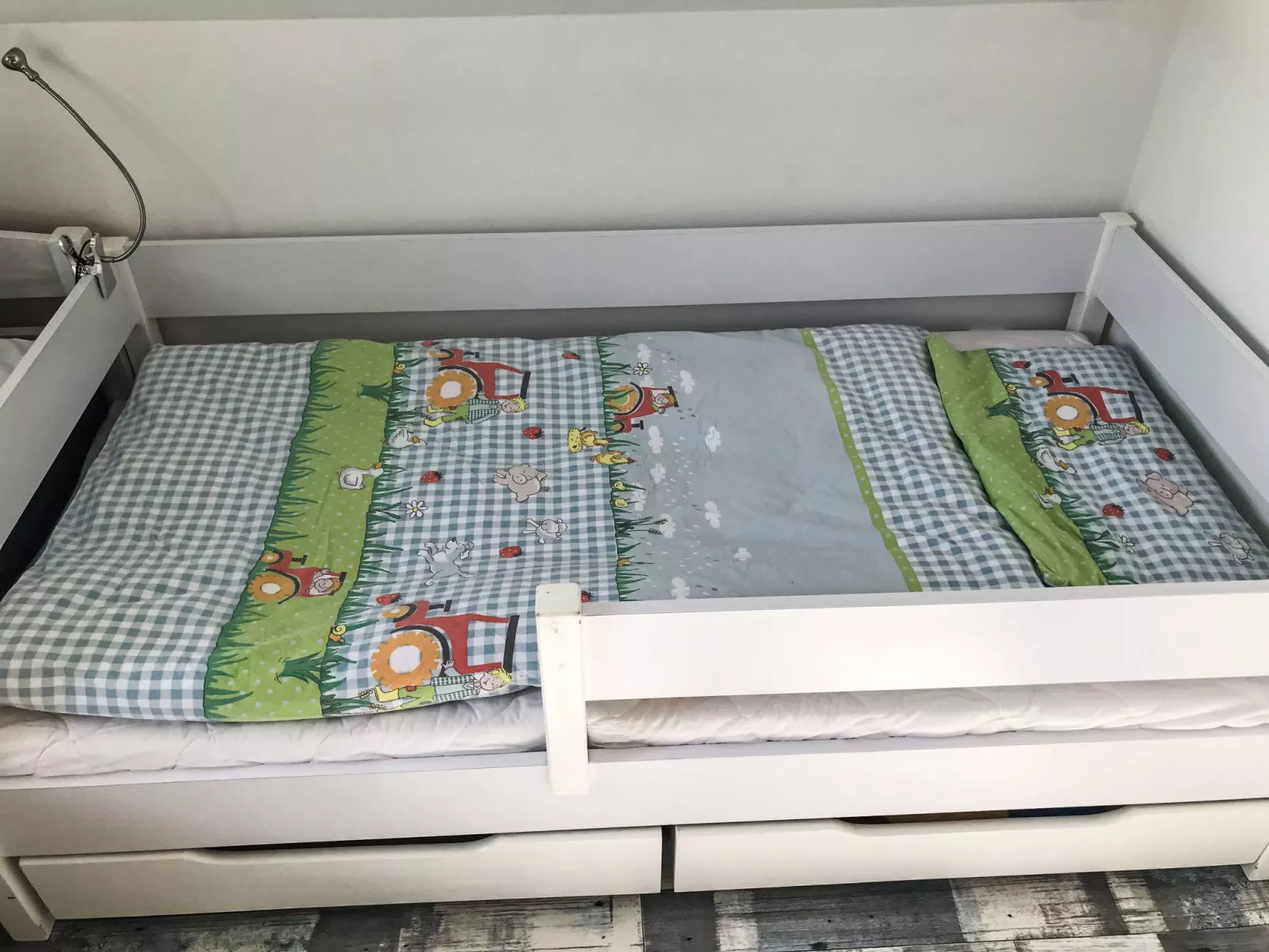 Ankerplatz - Drinnen