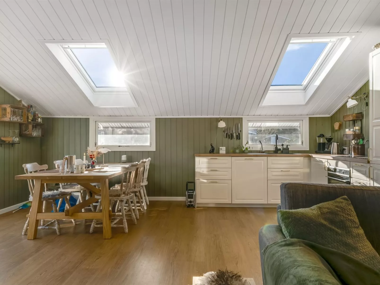 "Bedrija" -  from the sea - Inside