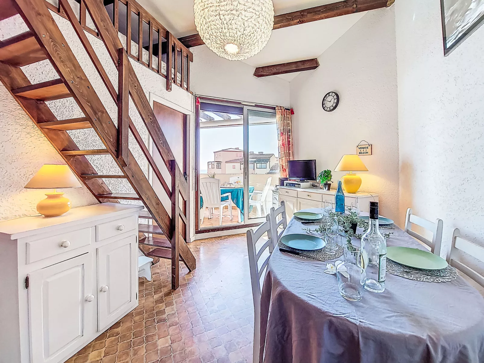 Front de Mer - Inside