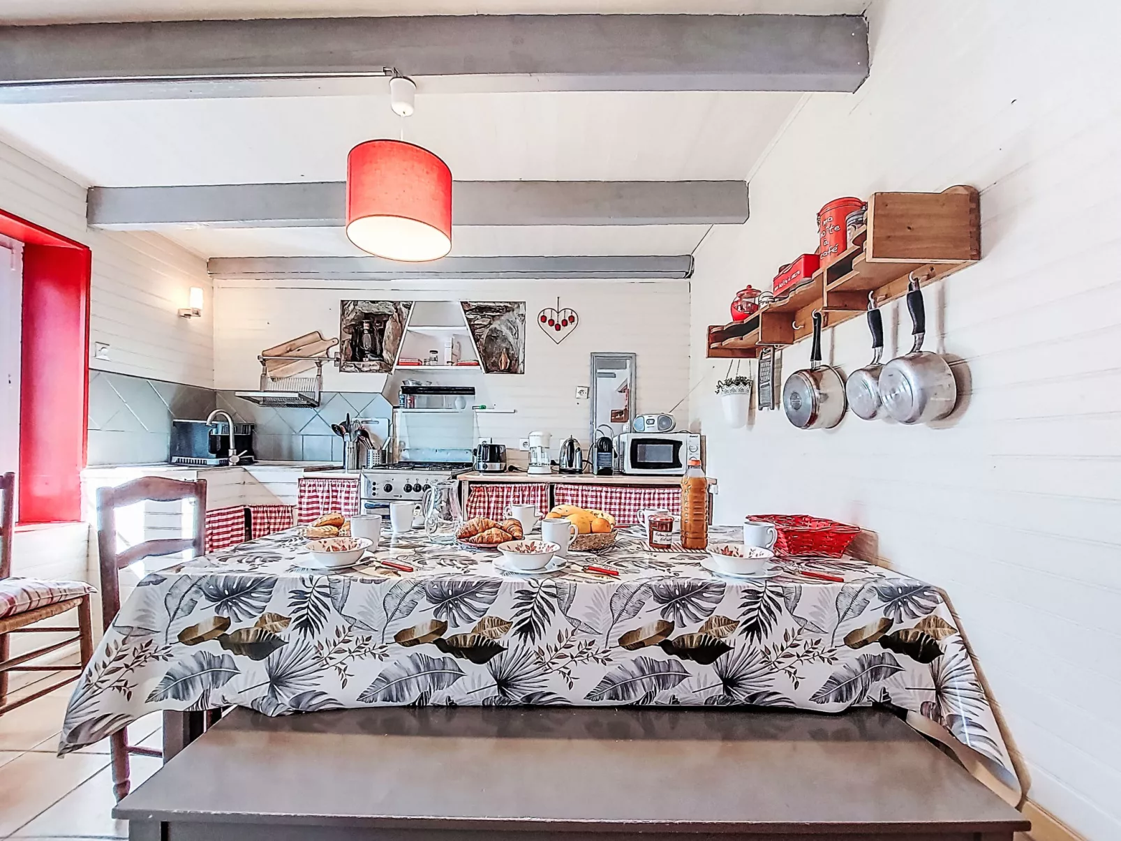 La Chapelle - Inside