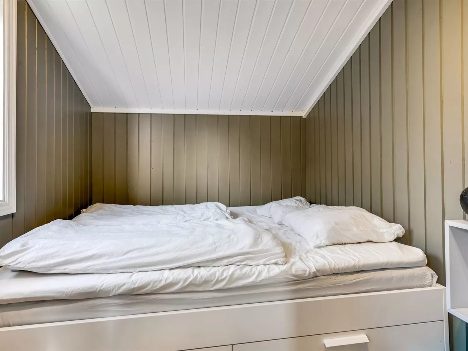 "Bedrija" -  from the sea - Inside