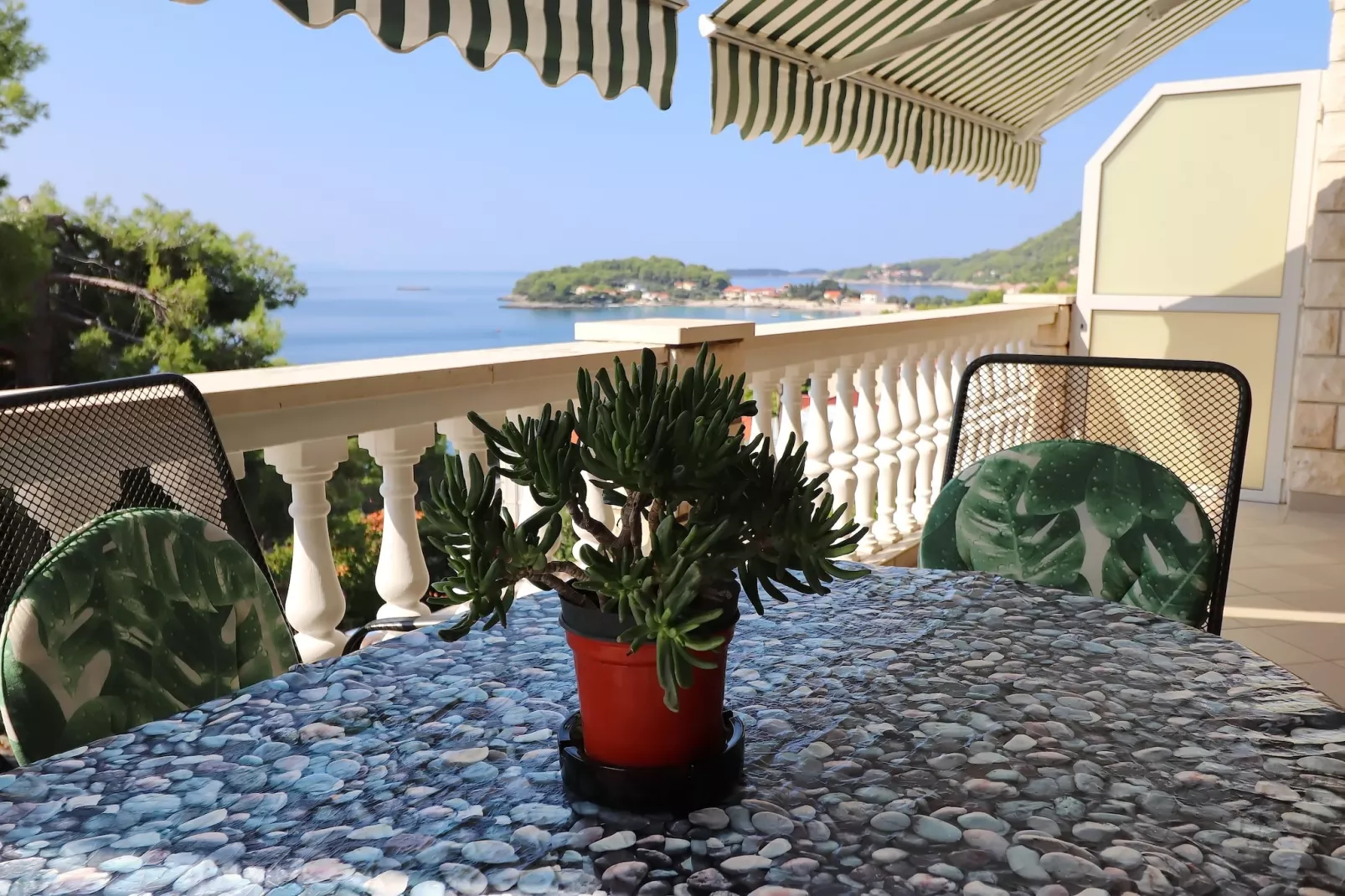 Seaside Apartments Markota - Two Bedroom Apartment  with Terrace and Sea View ( A1) - Terrasse/Balkon