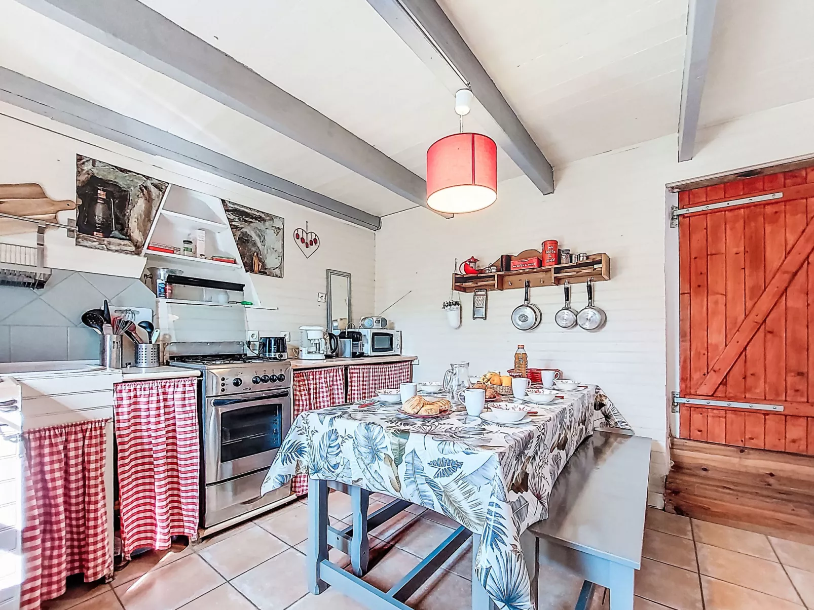 La Chapelle - Inside