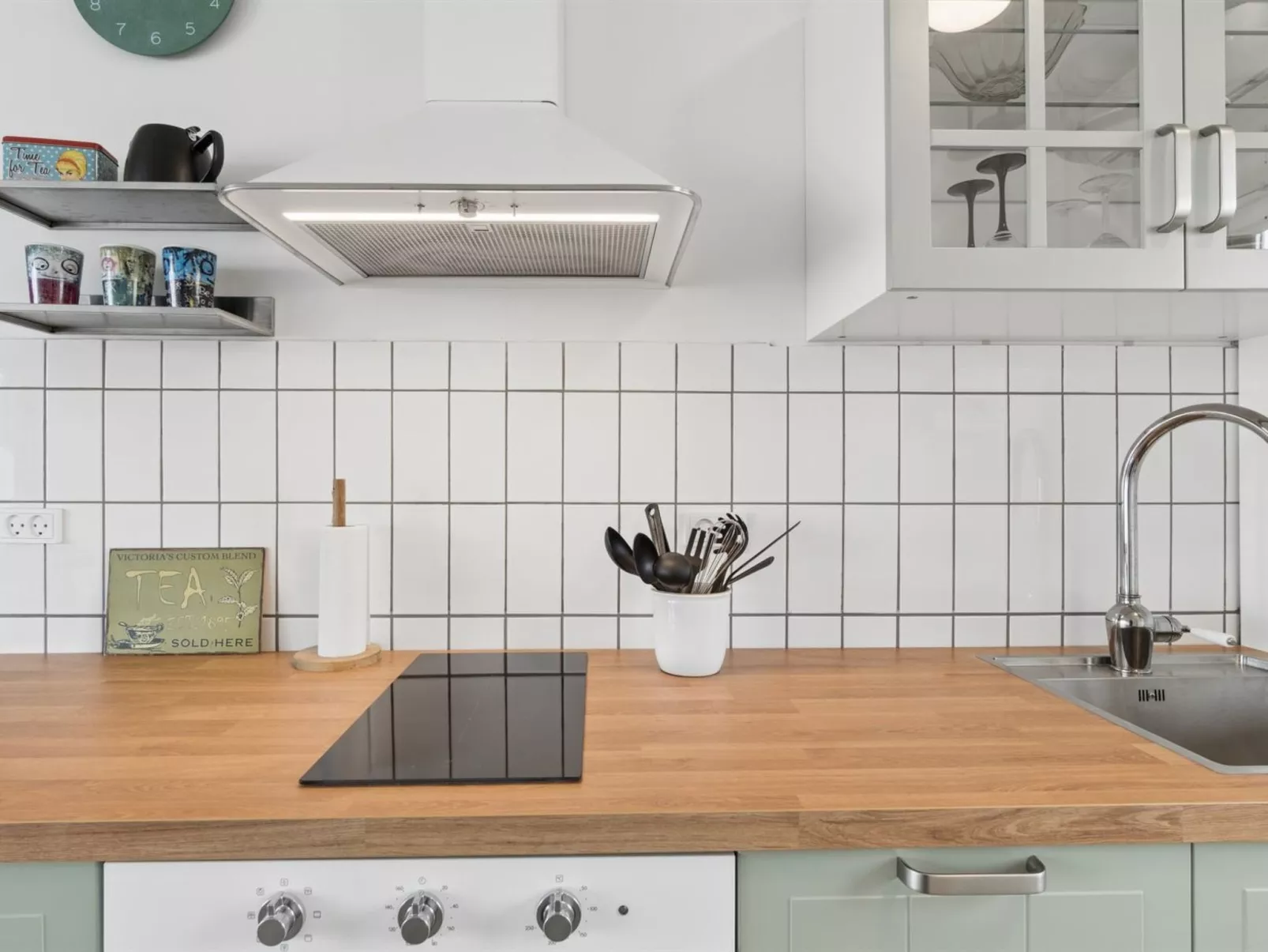 "Roger" - 400m from the sea - Inside