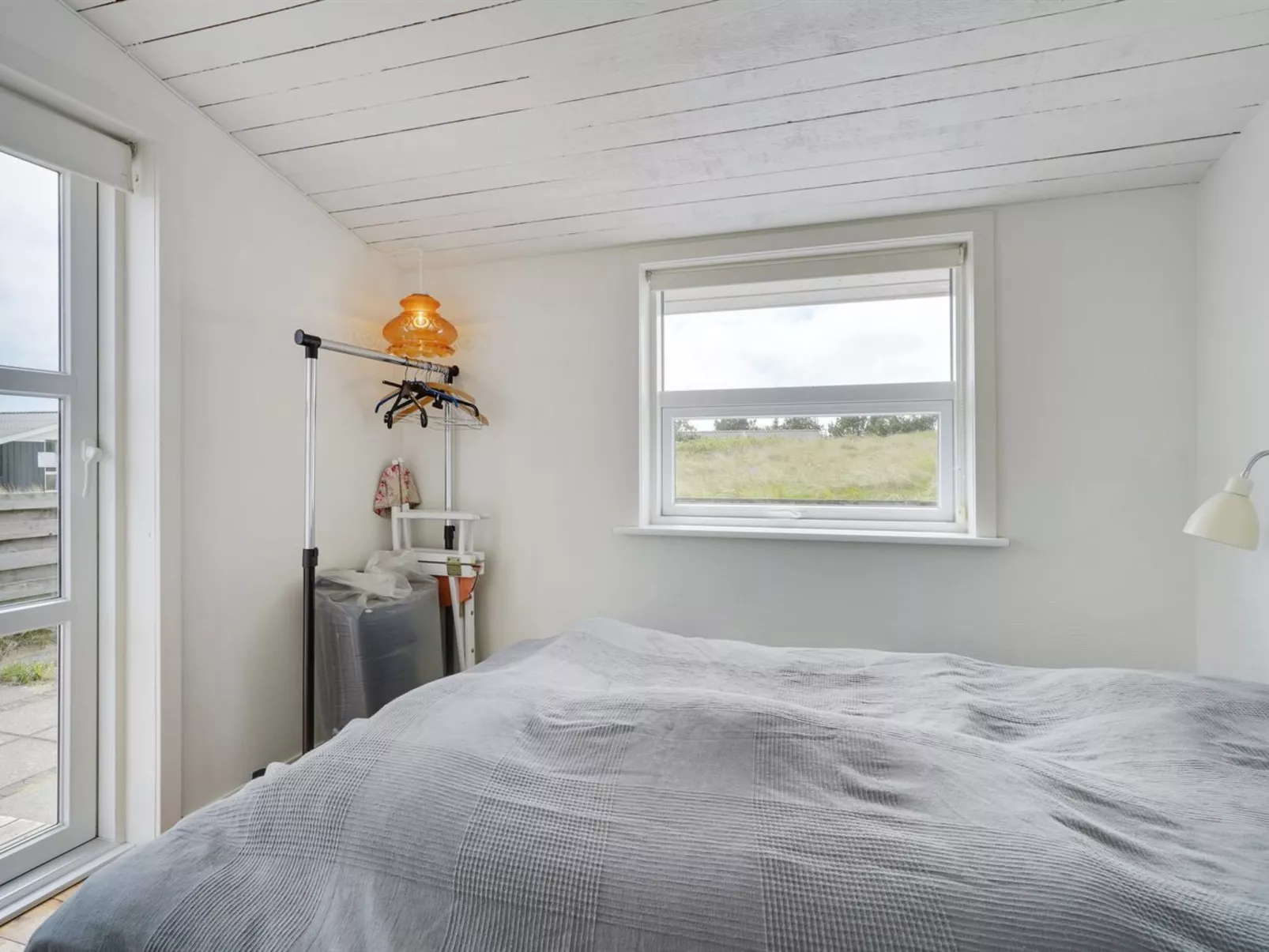 "Dreng" - 800m from the sea - Drinnen