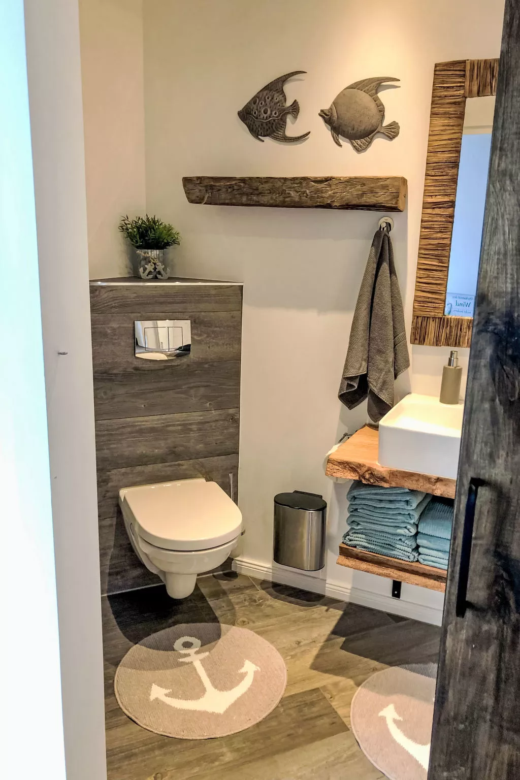 Ankerplatz - Drinnen