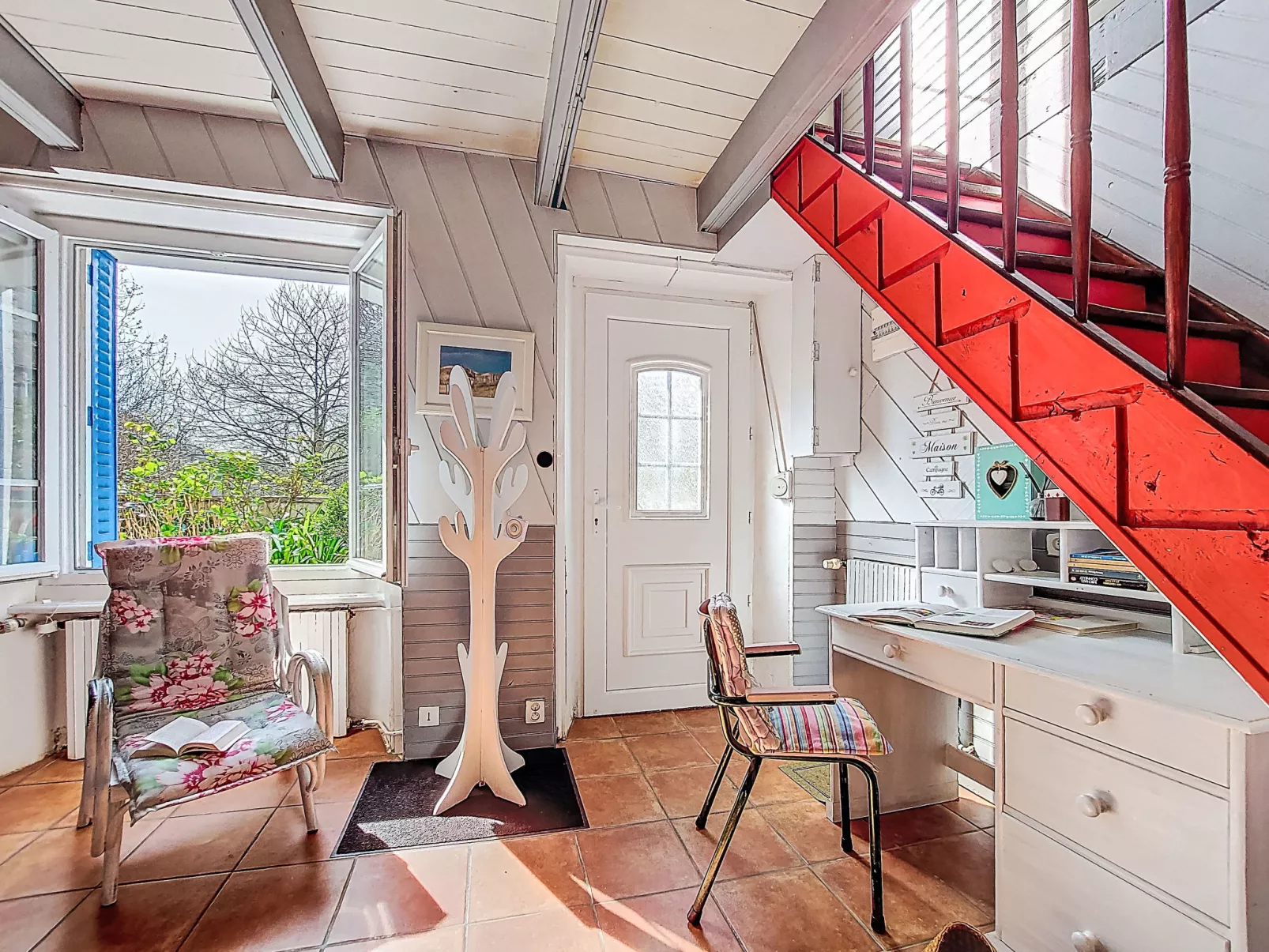 La Chapelle - Inside