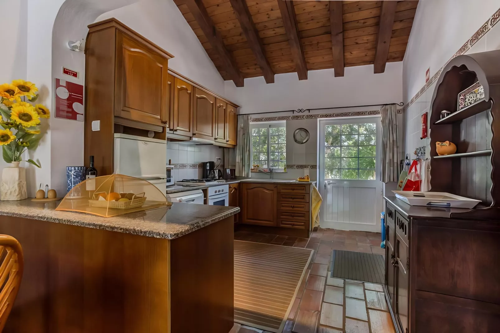 Girassol Apartment in Quinta Velha by GT House - Küche