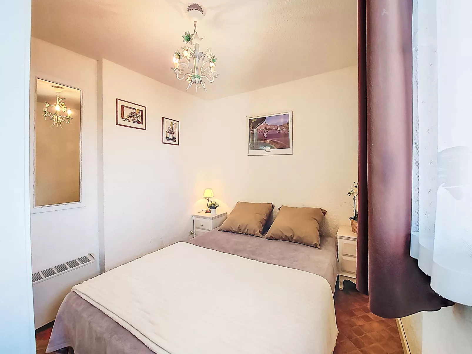 Front de Mer - Inside