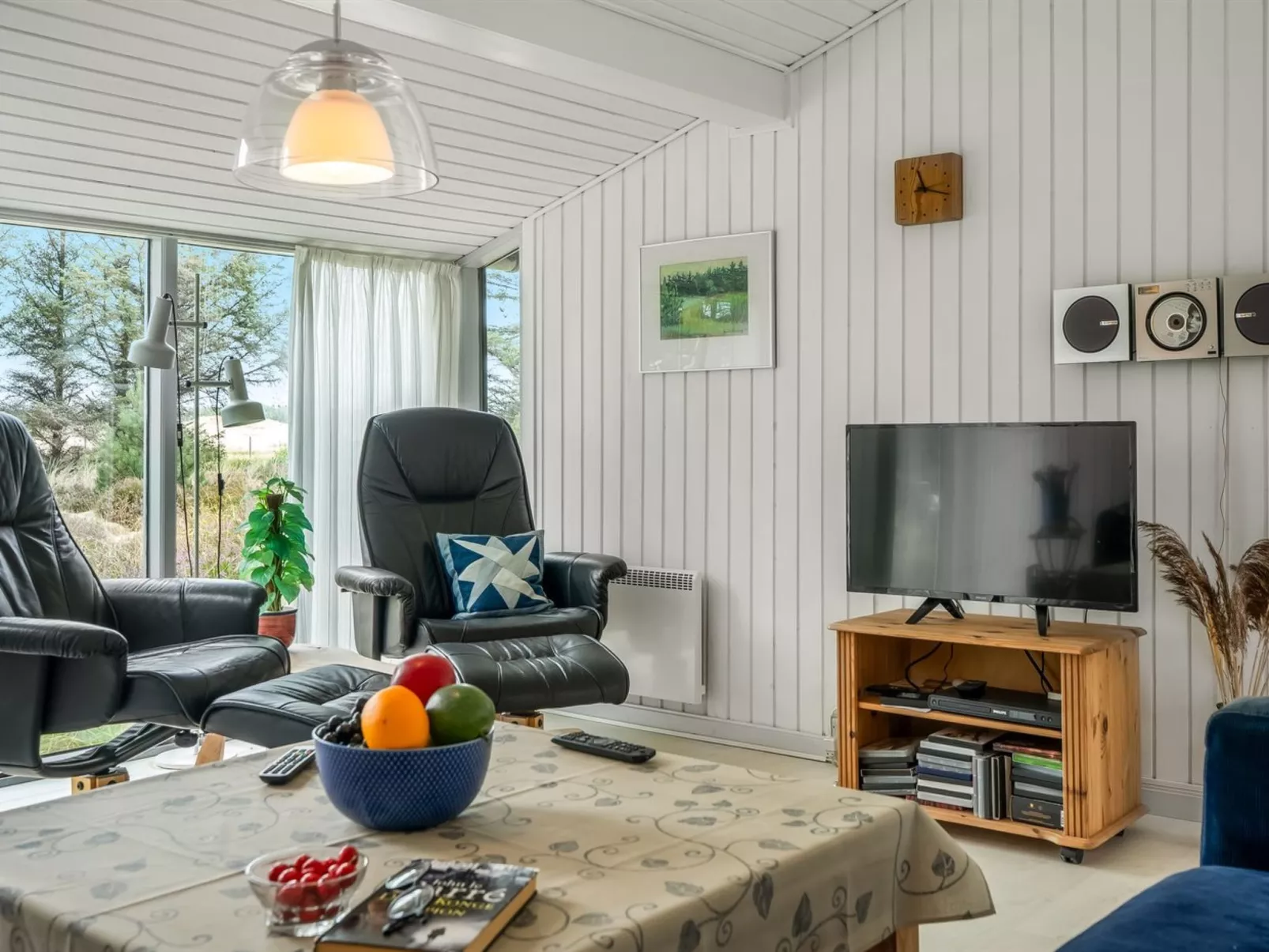 "Saila" - 1.2km from the sea - Drinnen