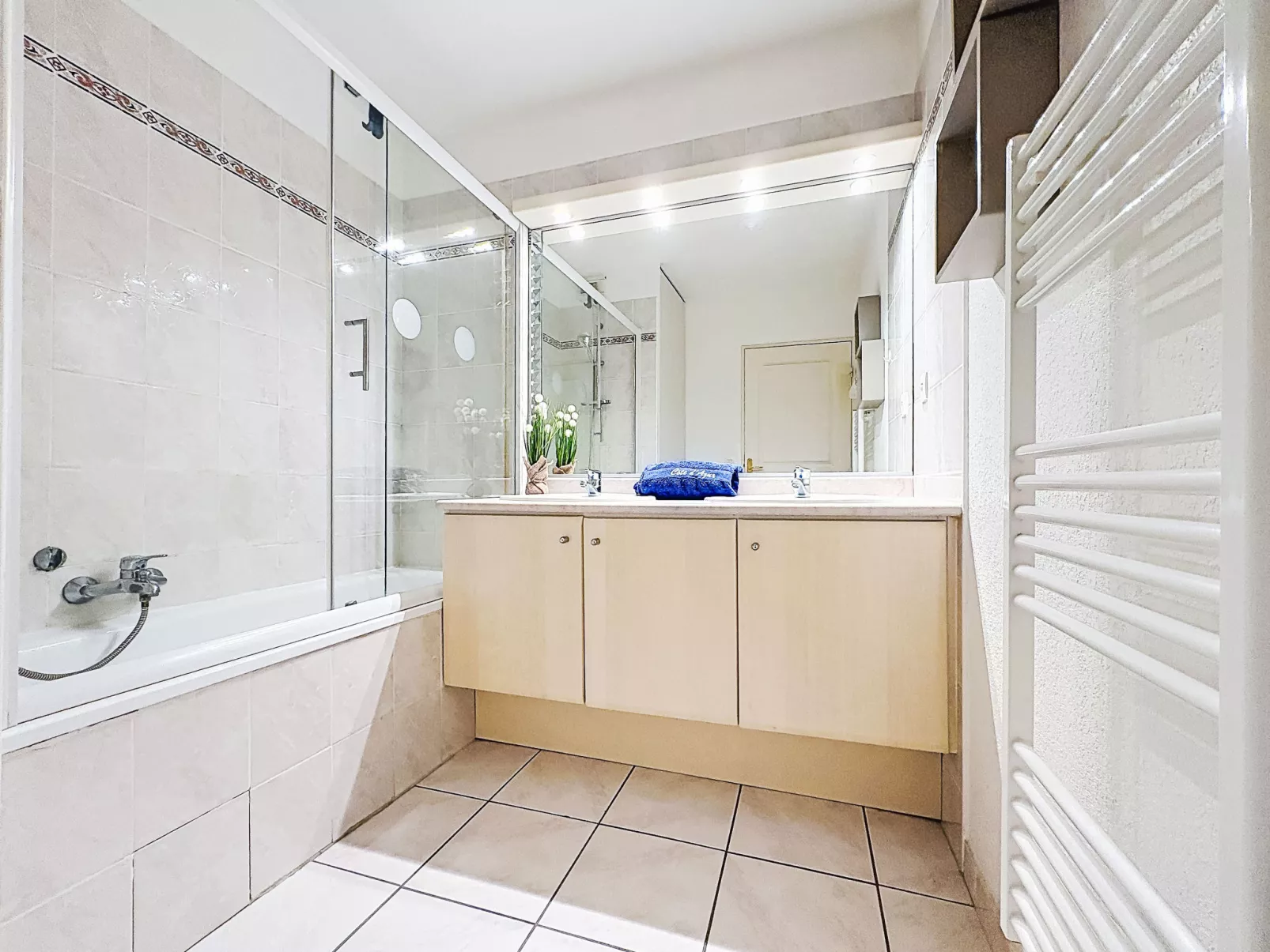 Les Calanques du Parc - Inside