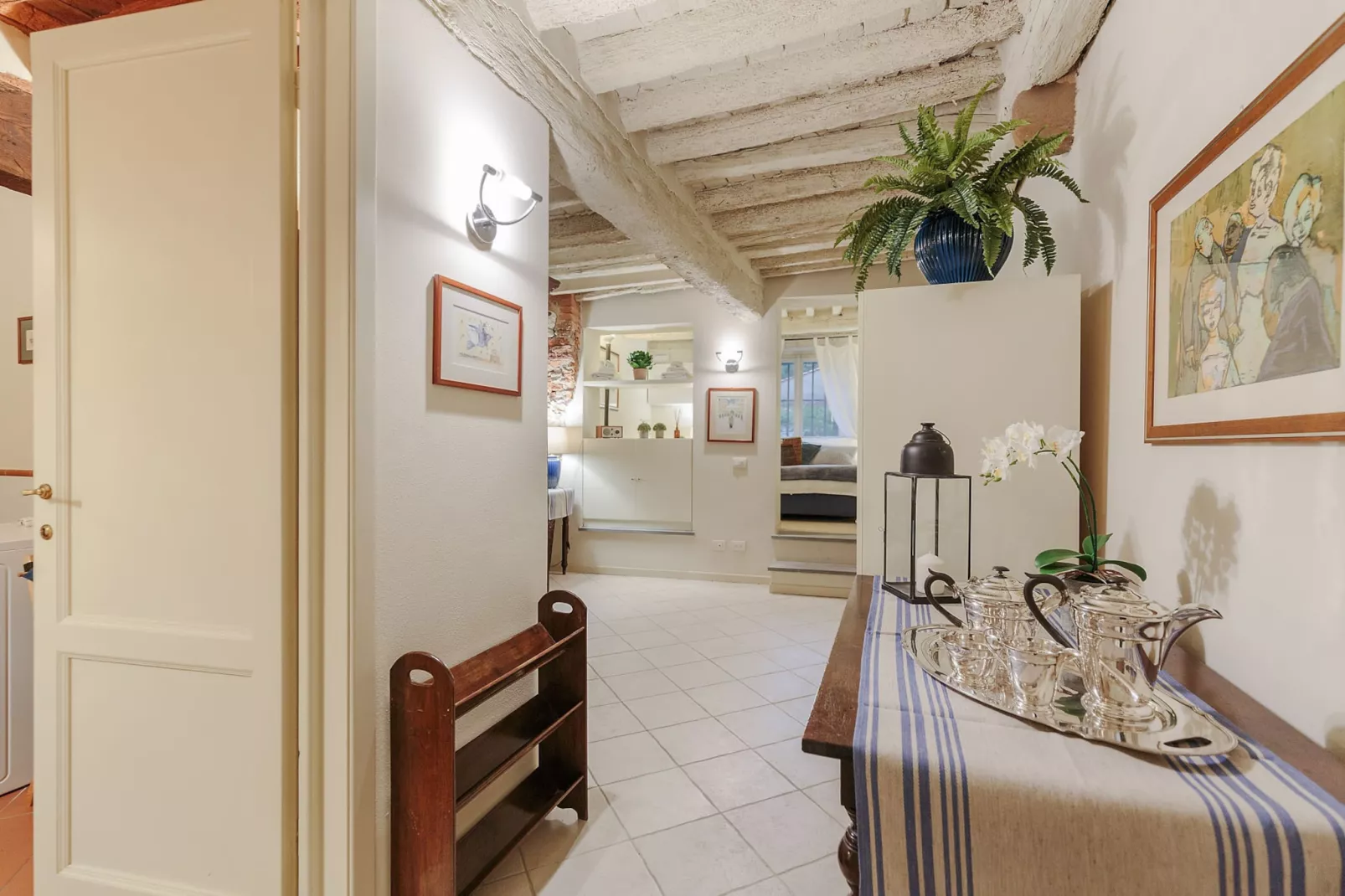 The 1400's Apartment - Esszimmer