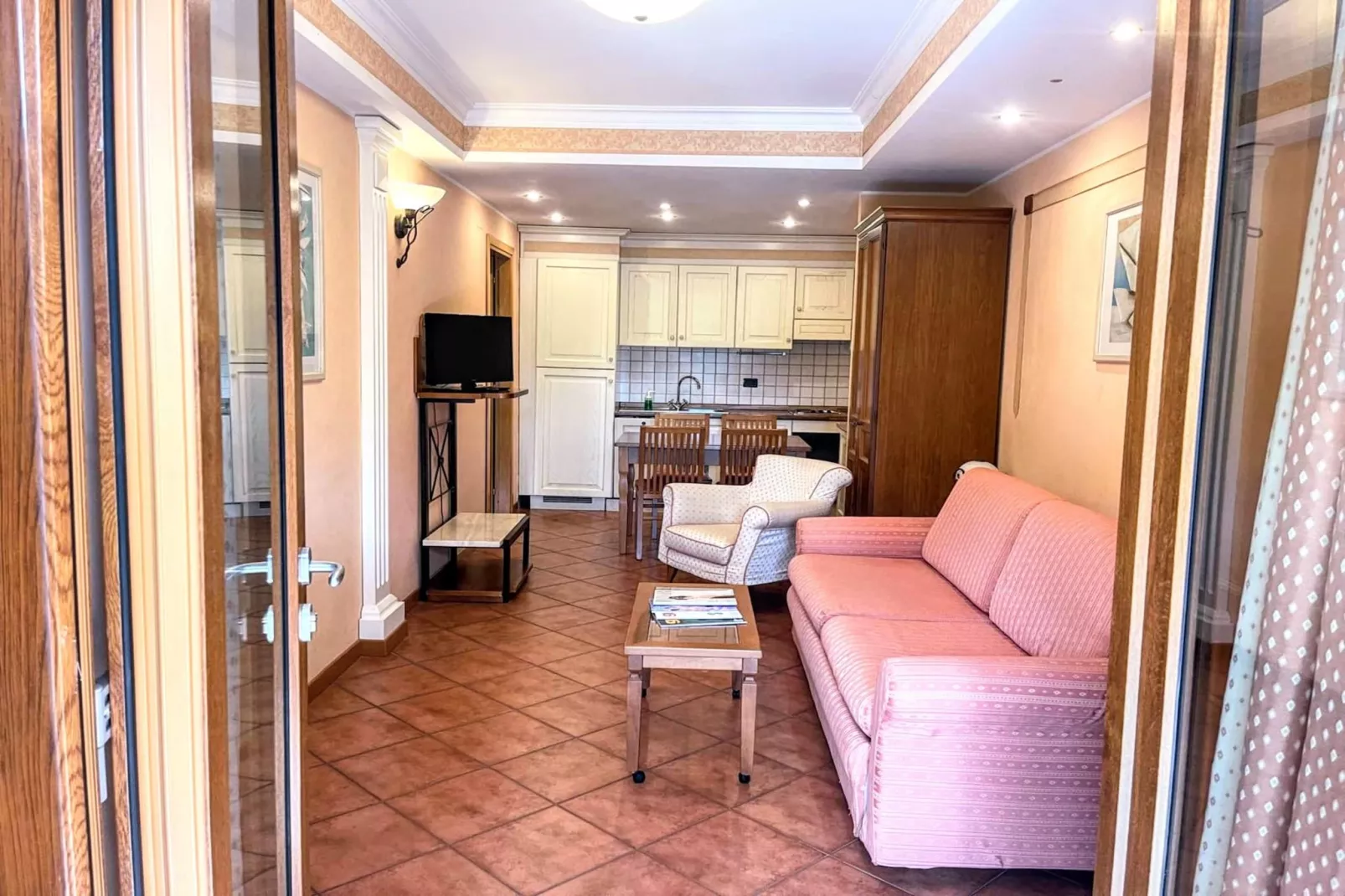 Bilocale vista Golf 120 - 3 pax - Wohnzimmer