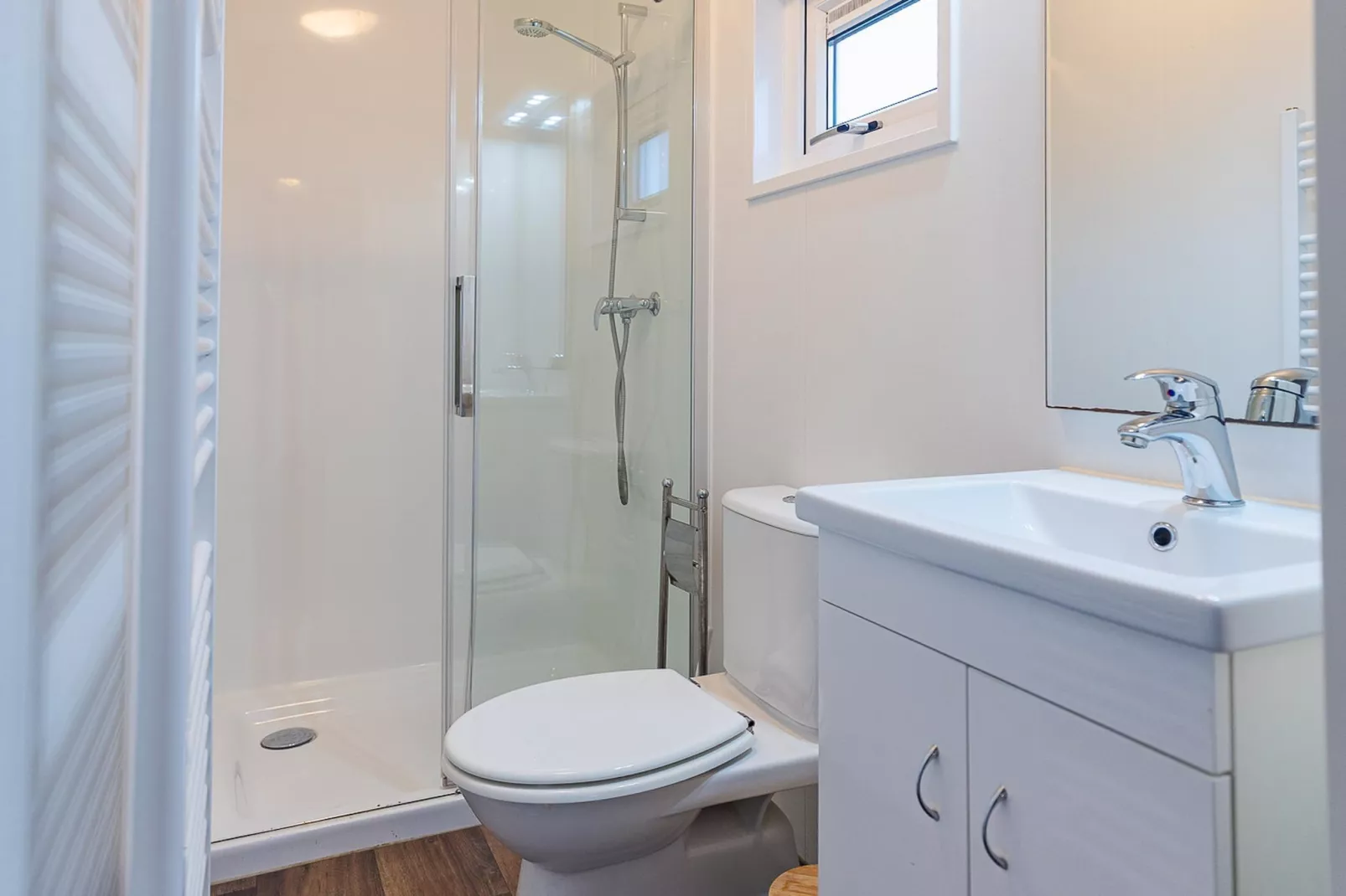Duinhoeve Chalet Zeeland (huisdier toegestaan) - Bathroom