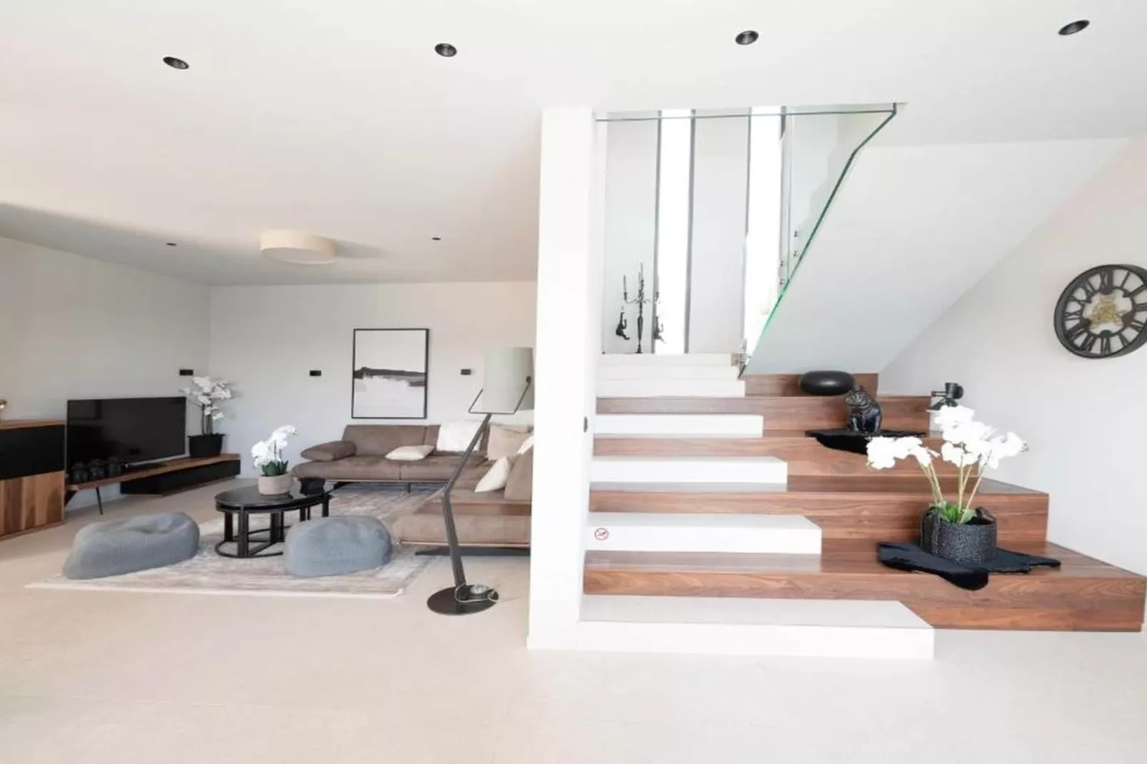 Luxury Beachfront Villa Malia Trogir with Pool - Flur