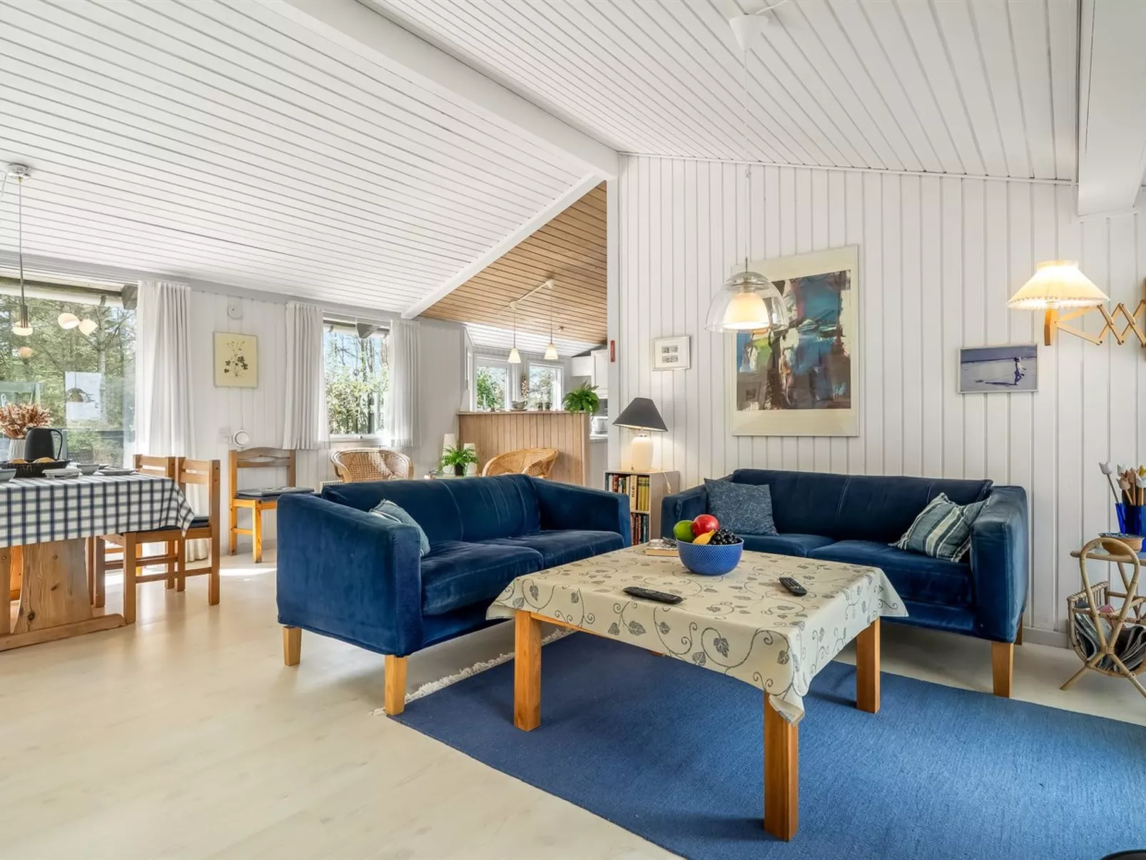 "Saila" - 1.2km from the sea - Drinnen