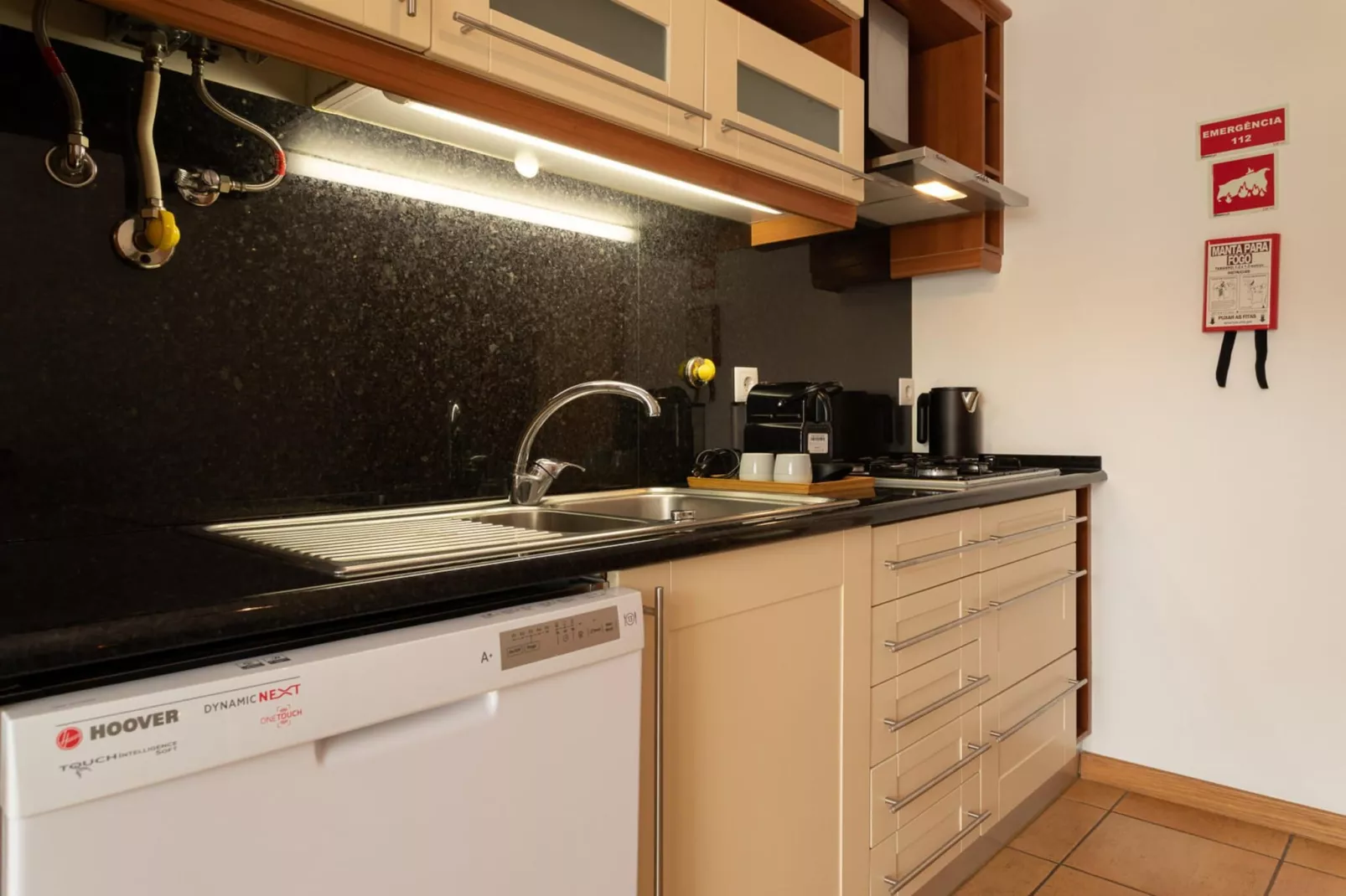 Sesimbra Beach Apartment by GT House - Cuisine